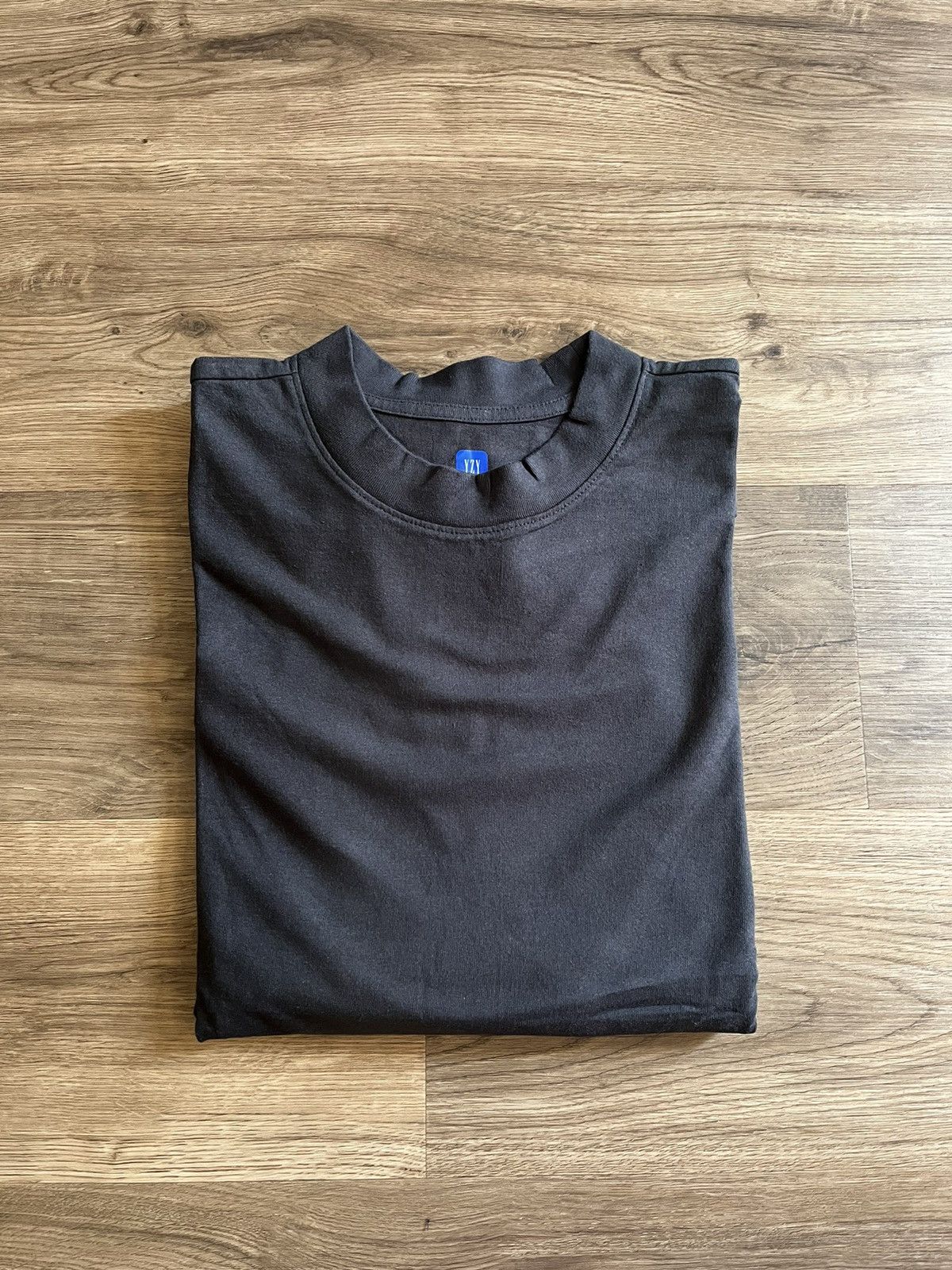 Yeezy Gap Long Sleeve T-Shirt Black Size XL (Exclusive) Yeezy Gap Long Sleeve T-Shirt Black Size XL (Exclusive)