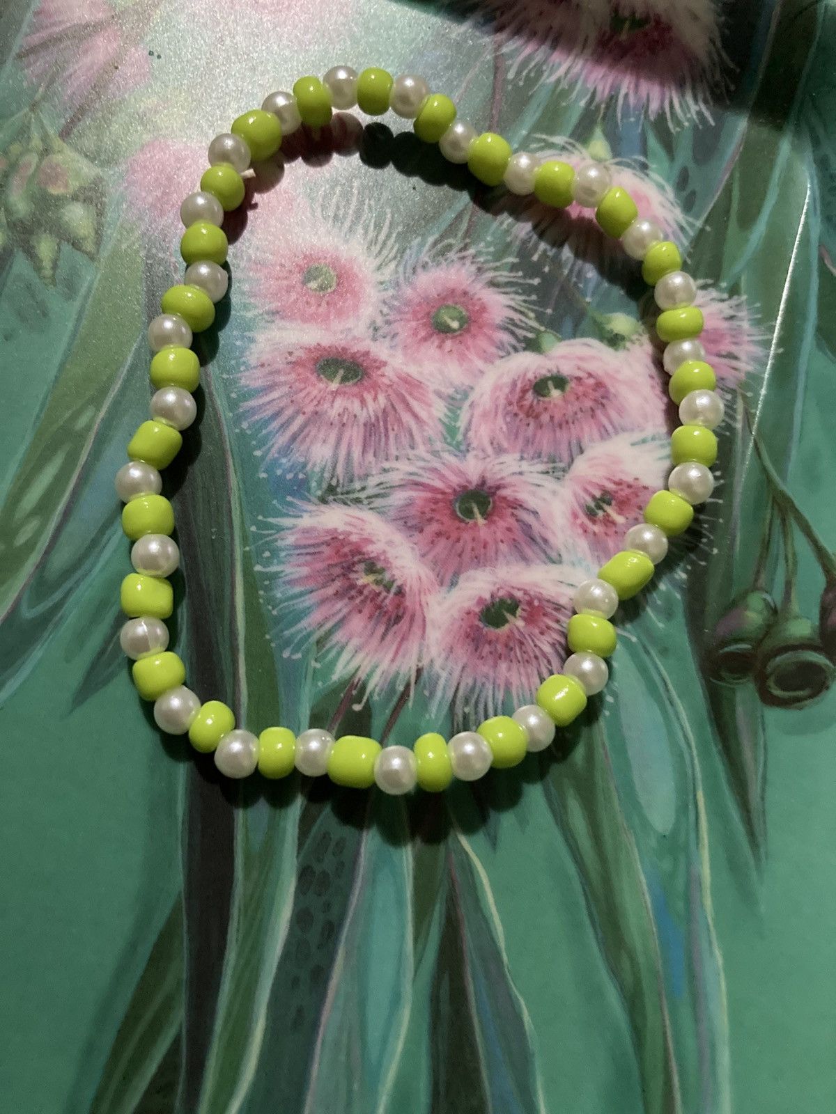 Other Lime green and faux pearl beaded bracelet Size ONE SIZE - 2 Thumbnail