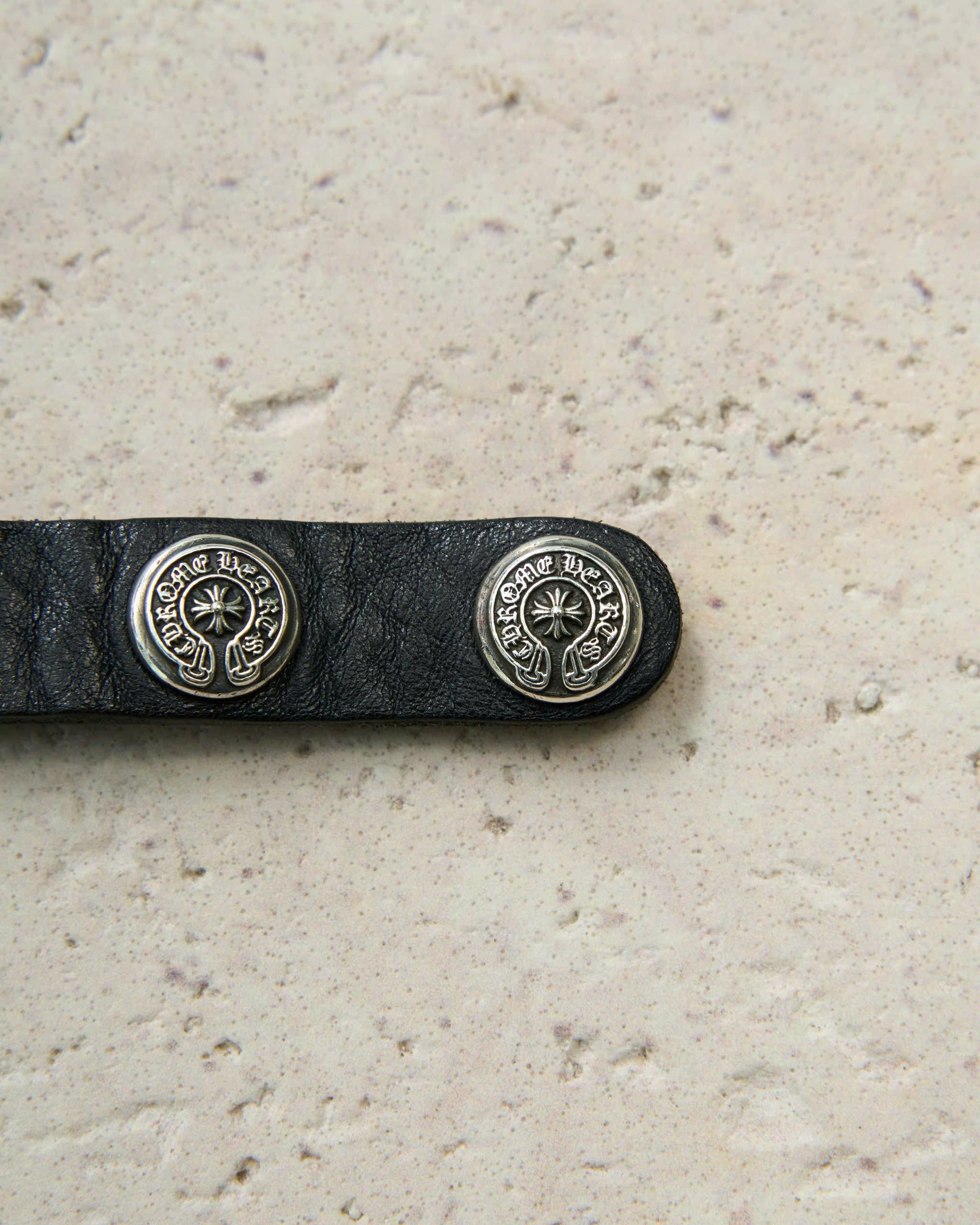 Chrome Hearts Chrome hearts 2 button 2 snap bracelet cross black leather Size ONE SIZE - 2 Thumbnail