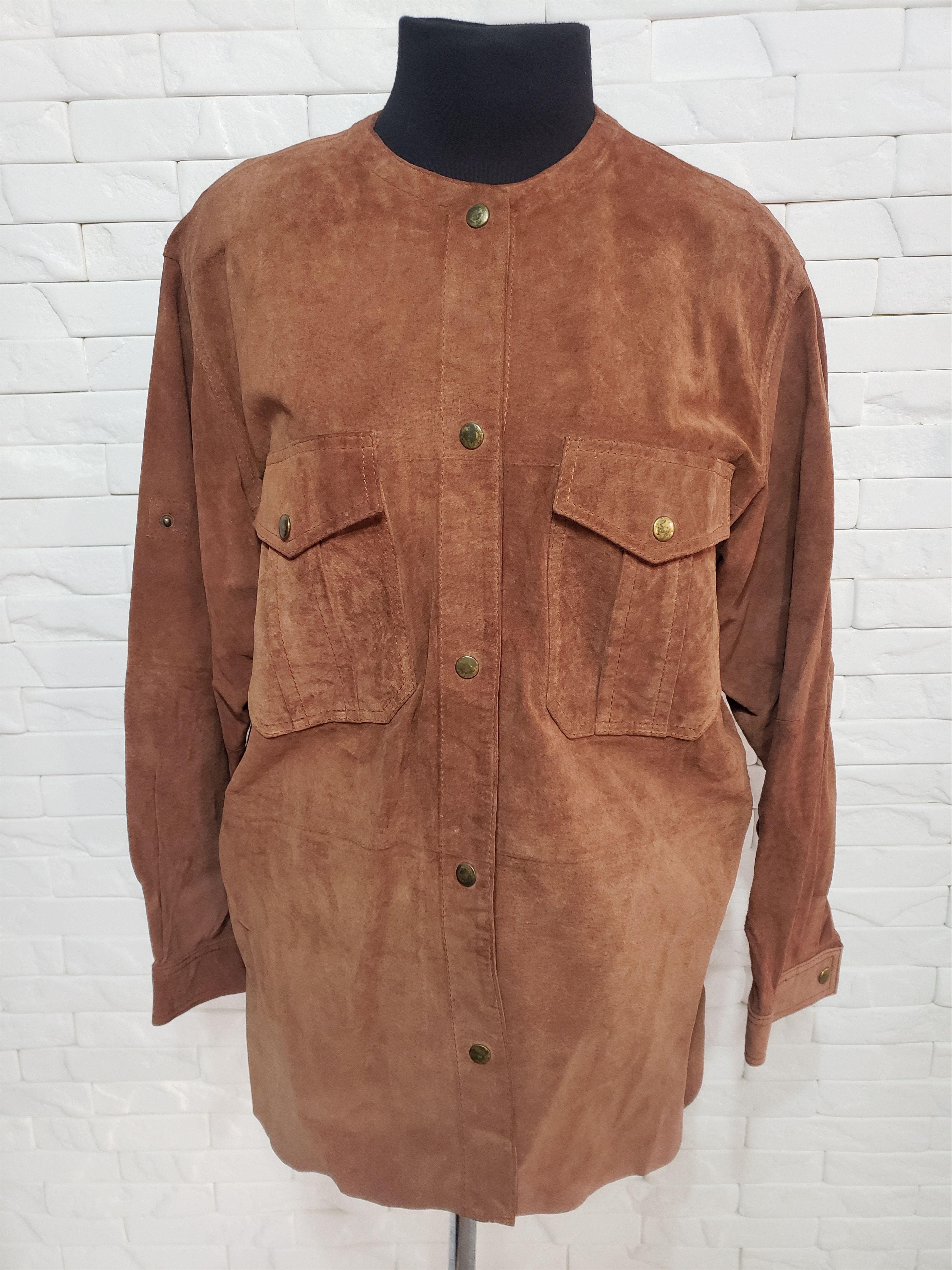 Genuine Leather Stylish women's shirt made of genuine suede. Size XXL / US 16-18 / IT 52-54 - 1 Thumbnail