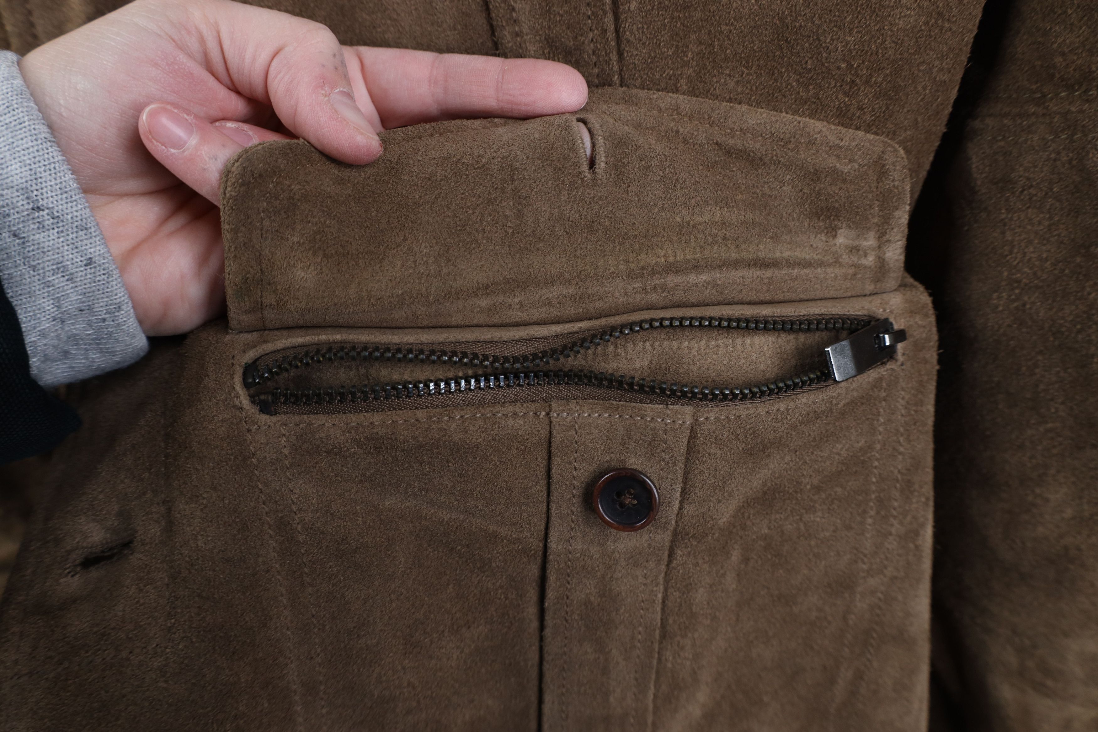 Vintage Vintage 90s Streetwear Suede Leather Military Blazer Jacket Size US L / EU 52-54 / 3 - 6 Thumbnail