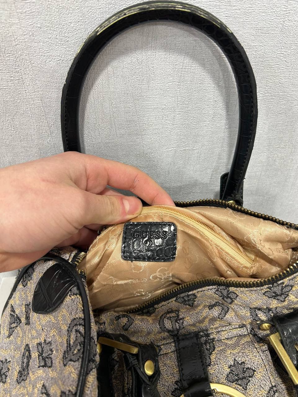 Guess Vintage bag guess monogram very rare swag Size ONE SIZE - 3 Thumbnail