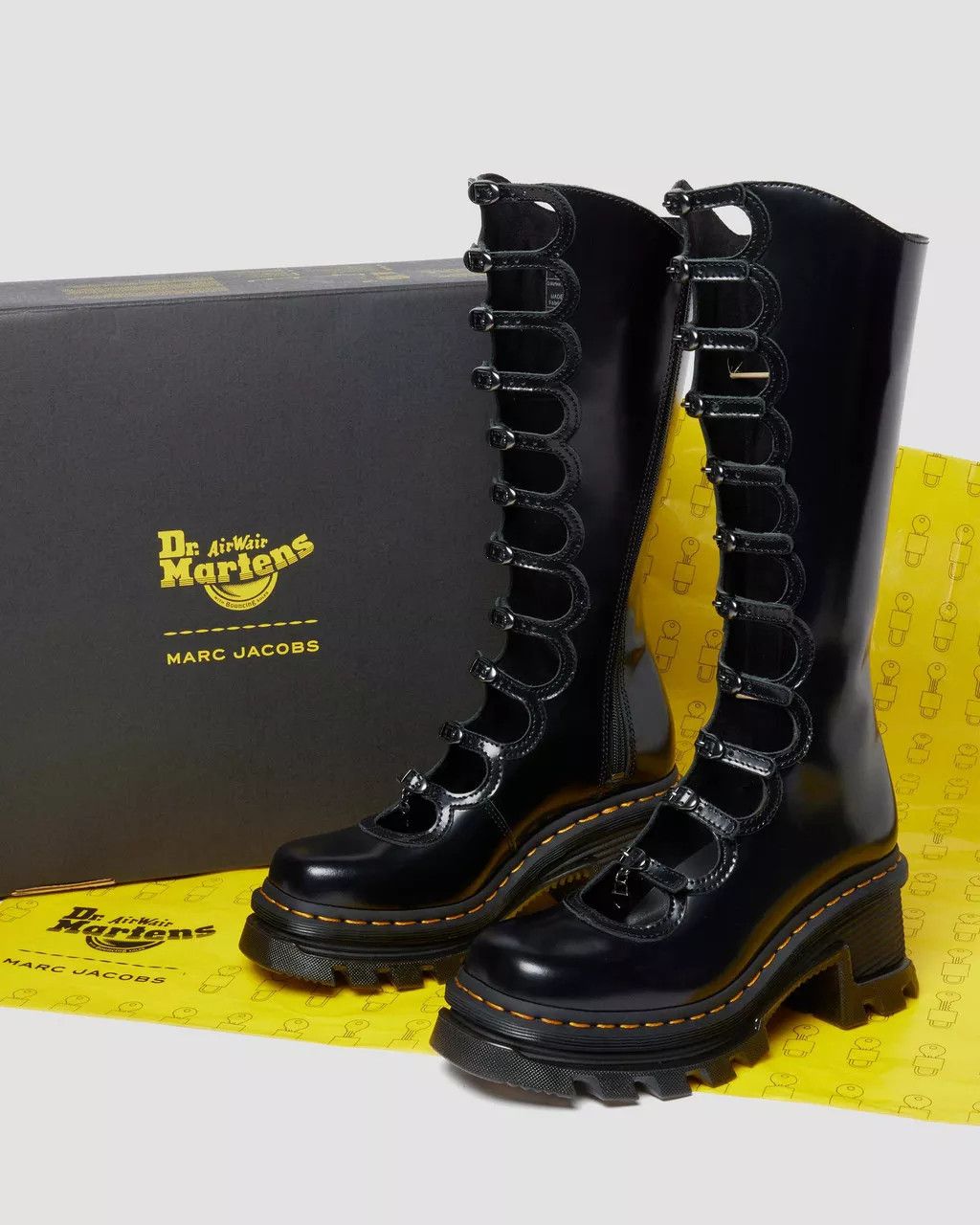 Dr. Martens x Marc Jacobs Kiki Boots in BLACK BUTTERO