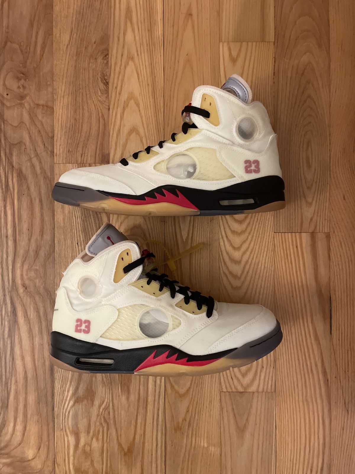 Jordan Brand × Off-White Jordan 5 Retro Off-White Sail Size US 12 / EU 45 - 1 Thumbnail