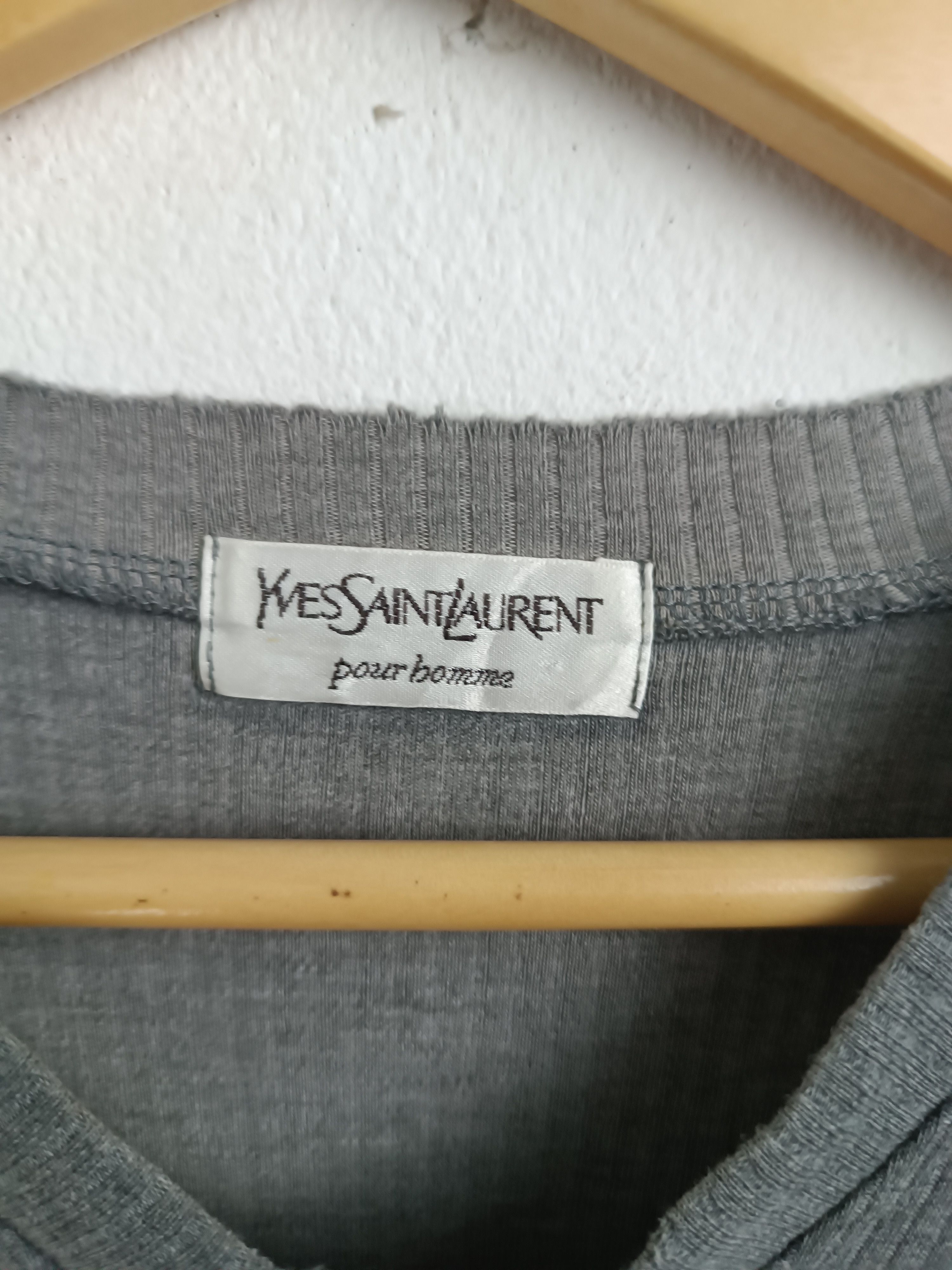 Vintage VINTAGE 90'S DISTRESSED YVES SAINT LAURENT DESIGNER TEE Size US M / EU 48-50 / 2 - 6 Thumbnail