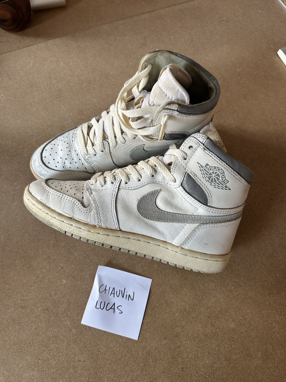 Jordan Brand Jordan 1 OG Neutral grey 1985 Size US 8 / EU 41 - 1 Thumbnail