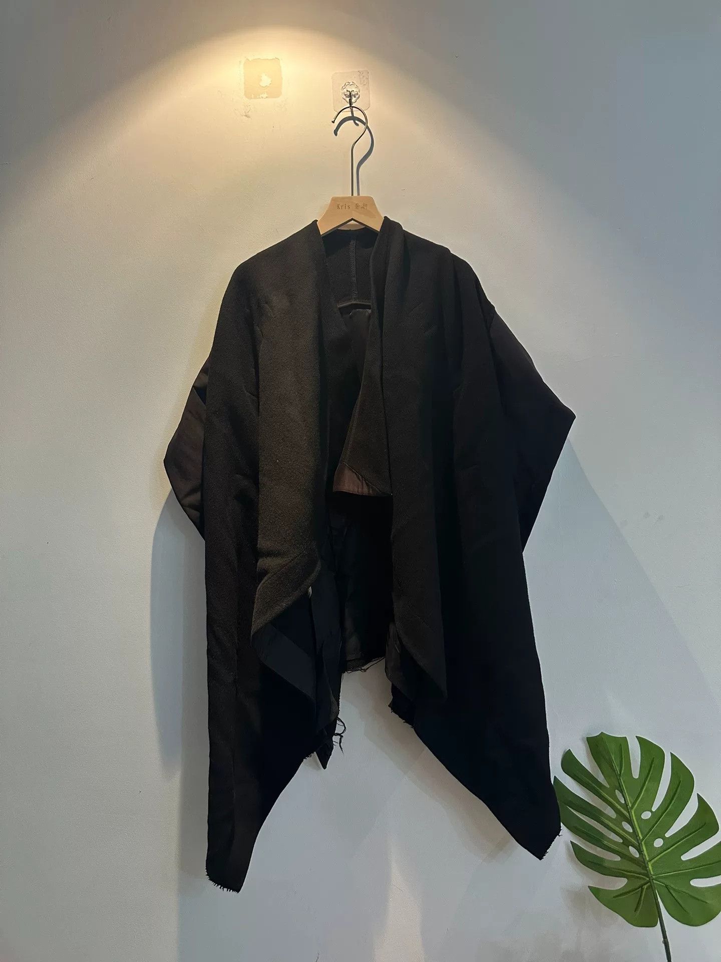 Rick Owens rick owens black cape vest with versatility Size M / US 6-8 / IT 42-44 - 1 Thumbnail