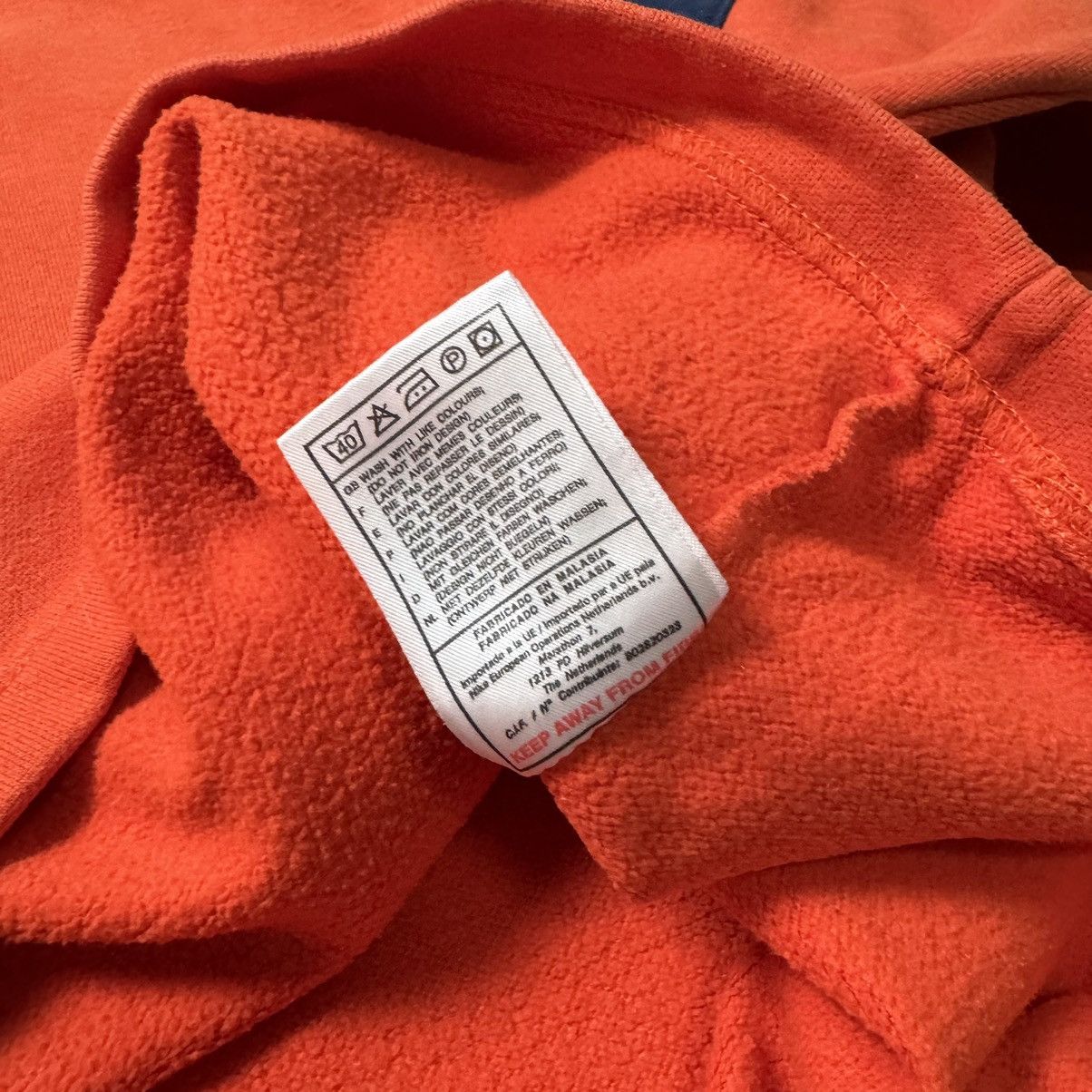 Nike Vintage Nike Sweatshirt Big Logo Swoosh Embroidered Y2K 90s Size US XL / EU 56 / 4 - 10 Thumbnail