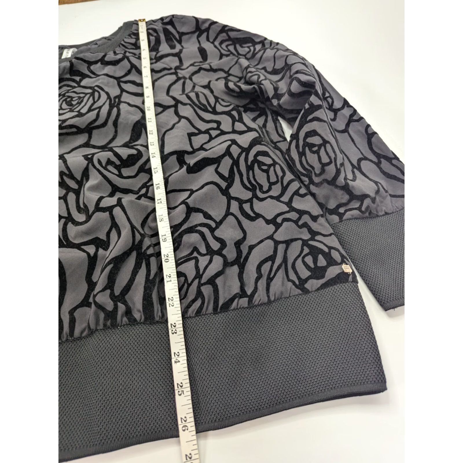 Fabletics Fabletics Blouse Long Sleeve Top 2XL Black Floral Crew Neck Pullover Casual Women Shirt Top Size XXL / US 16-18 / IT 52-54 - 5 Thumbnail