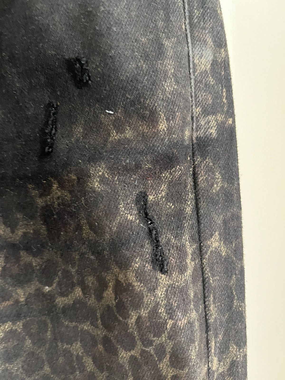 Amiri Amiri Leopard print blown knee Jeans Size US 36 / EU 52 - 9 Thumbnail