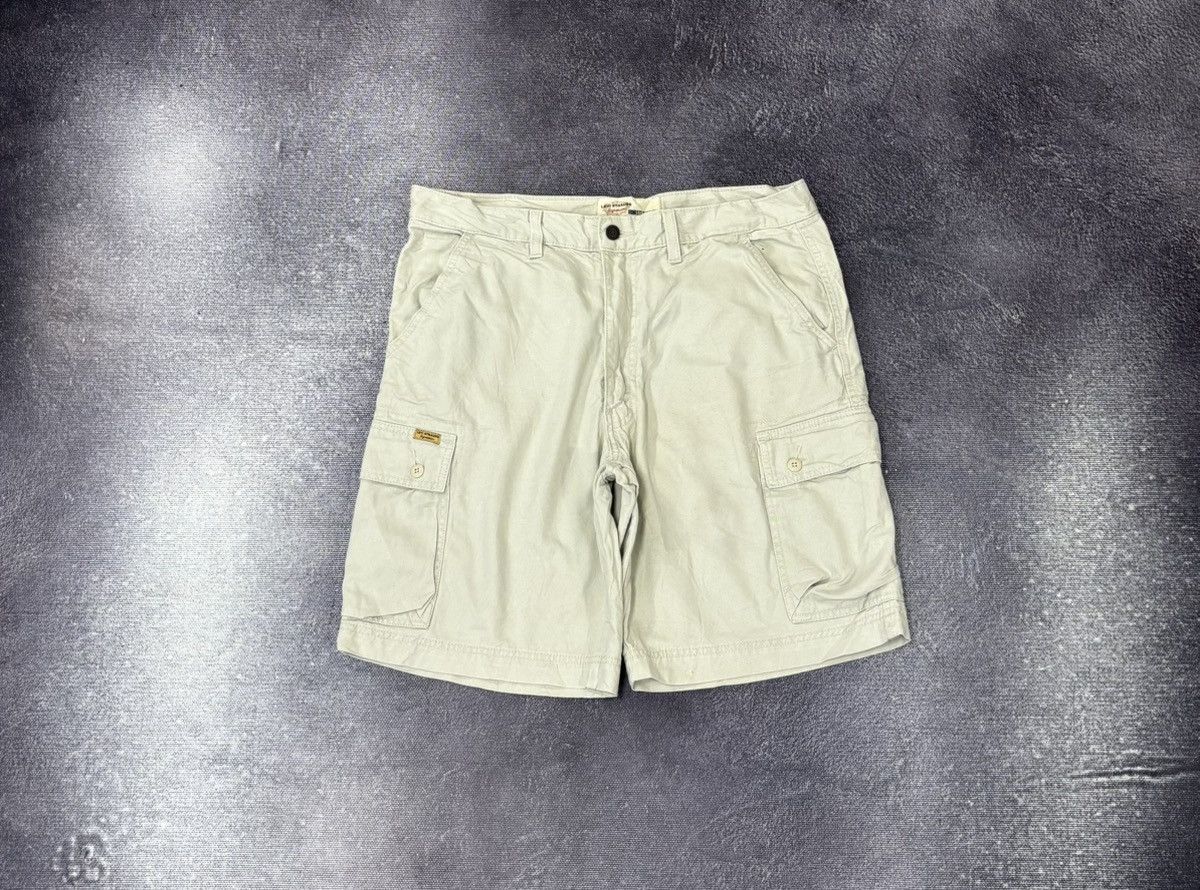 Levi's Vintage Levi’s Signature Y2K Beige Utility Hype Cargo Shorts Size US 34 / EU 50 - 1 Thumbnail