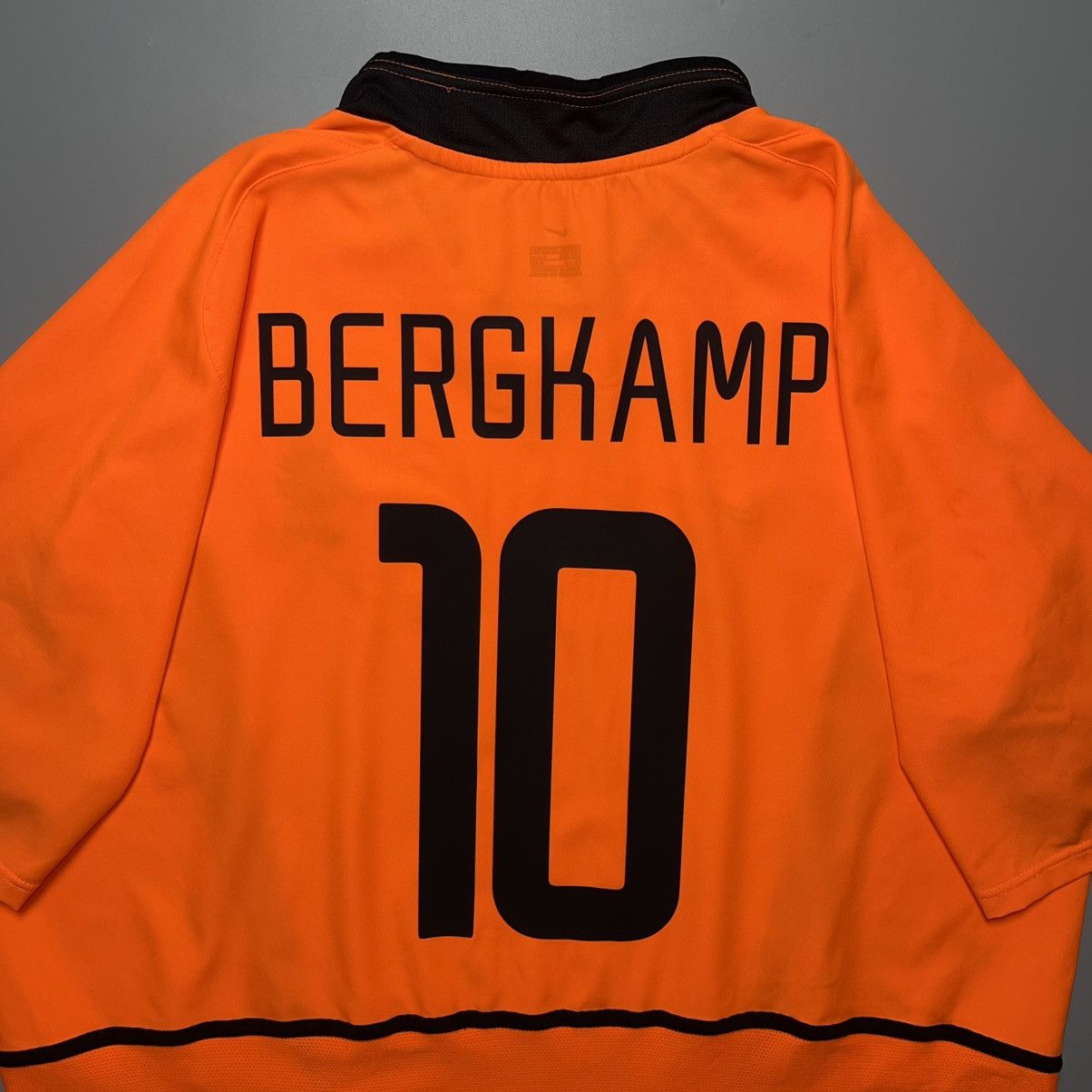 Nike NETHERLANDS NIKE 2002/2004 FOOTBALL HOME JERSEY #10 BERGKAMP Size US XXL / EU 58 / 5 - 7 Thumbnail