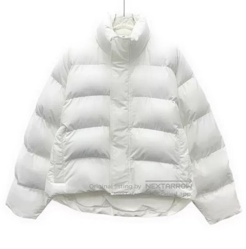 Balenciaga Balenciaga White Collar Zip Long Sleeve Down Jacket Size XS / US 0-2 / IT 36-38 - 1 Thumbnail