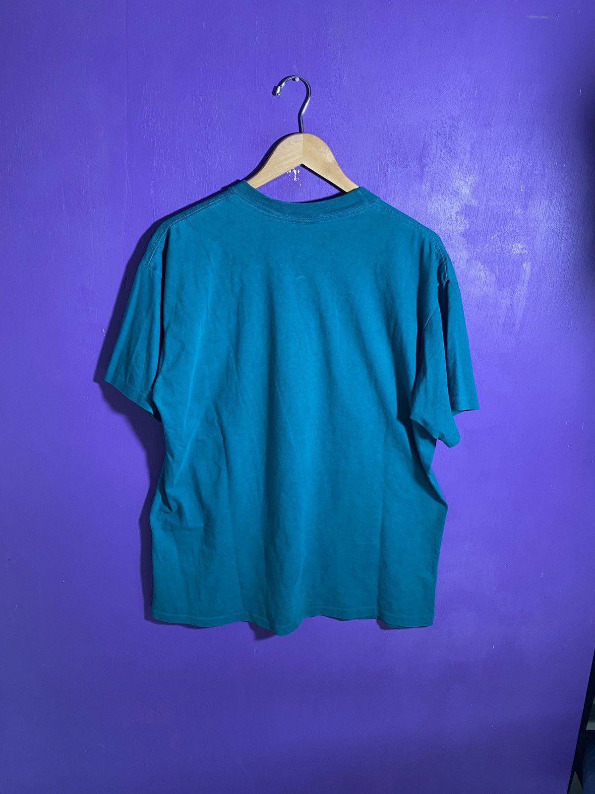 NBA × Nutmeg × Vintage Vintage 90s Nutmeg Charlotte hornets logo t-shirt Size US XL / EU 56 / 4 - 2 Thumbnail