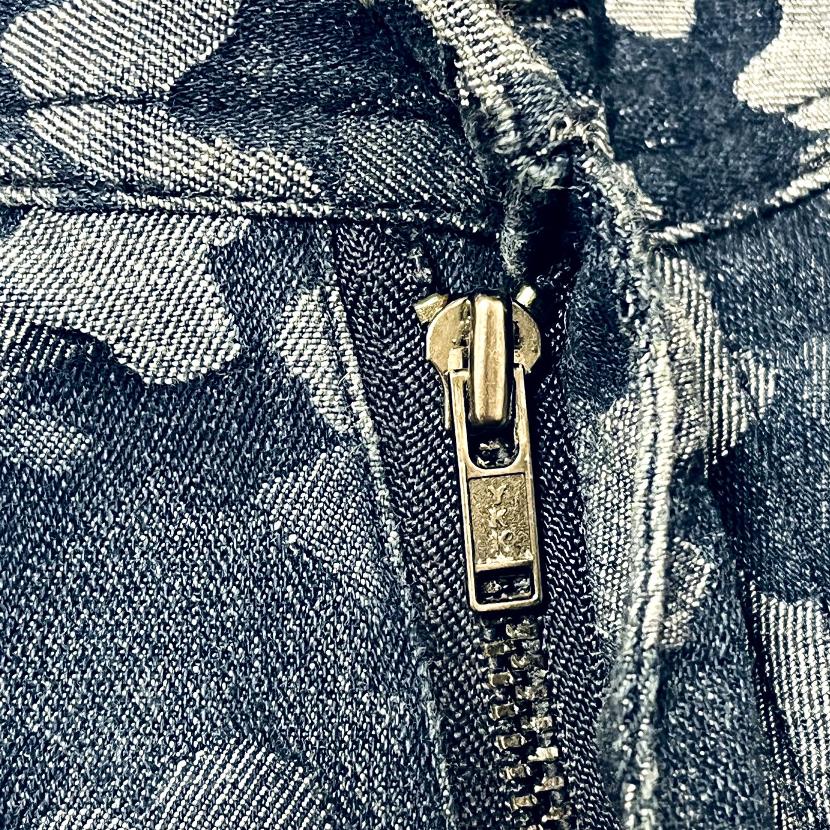 In The Attic in the attic Blue Camo Denim Jeans Size US 31 - 7 Thumbnail
