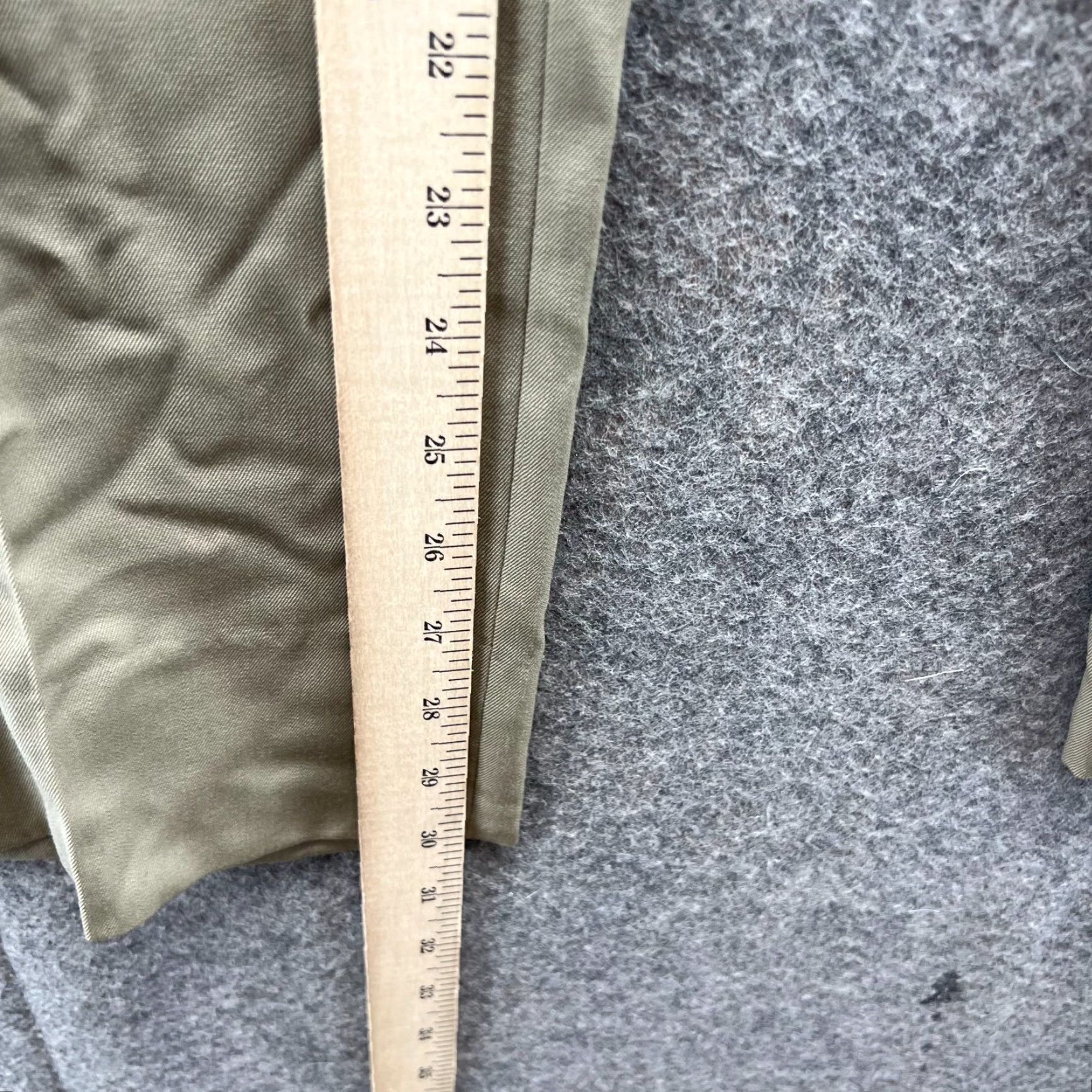 Brooks Brothers Brooks Brothers Pants Men 32x32 Khaki Chino Pleated Regent Tan Beige Trousers Size US 32 / EU 48 - 6 Thumbnail