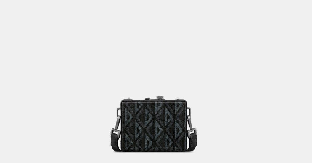 Dior o1w1db10325 2LXCA03 Size: OS / Lock Micro Case in Black Size ONE SIZE - 5 Thumbnail