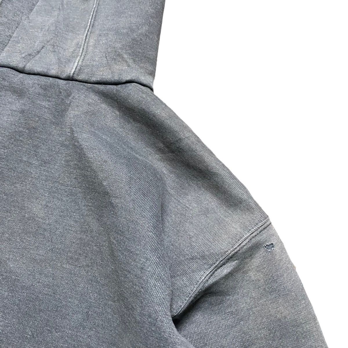 Carhartt Vintage 90s Carhartt Hoodie Thermal Sun Faded Size US XL / EU 56 / 4 - 12 Thumbnail