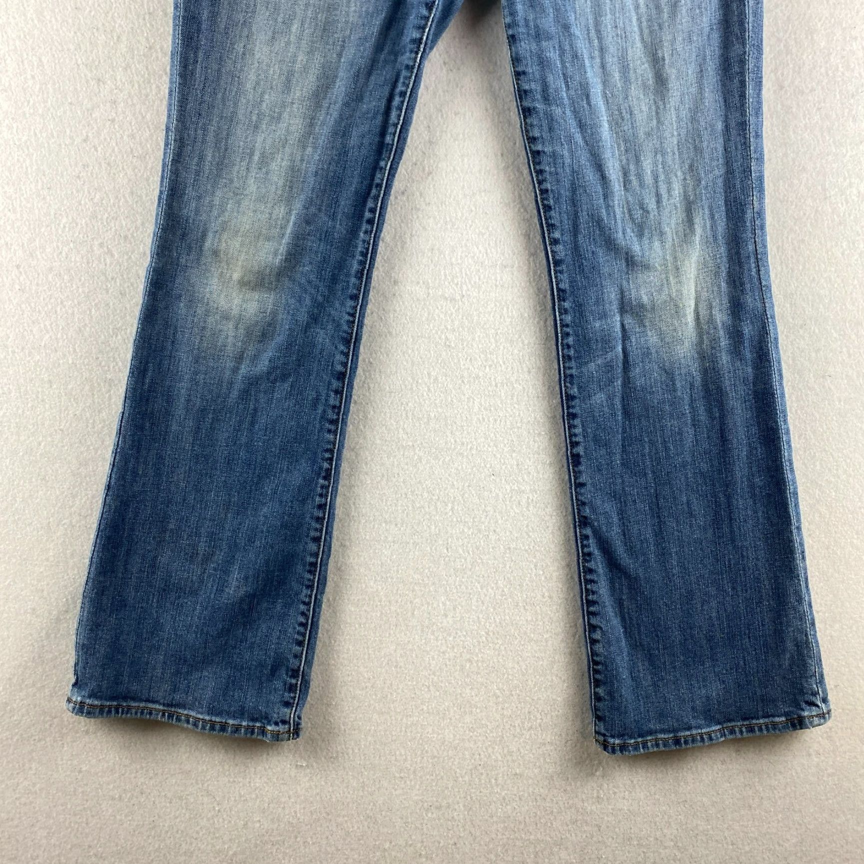 Lucky Brand Lucky Brand Jeans Womens 8/29 Blue Sweet N Low Distressed Flared Denim Pants Pockets 5-Pocket Regular Waist 31in Inseam 29in Cotton Blend Denim Size 30" / US 8 / IT 44 - 3 Thumbnail