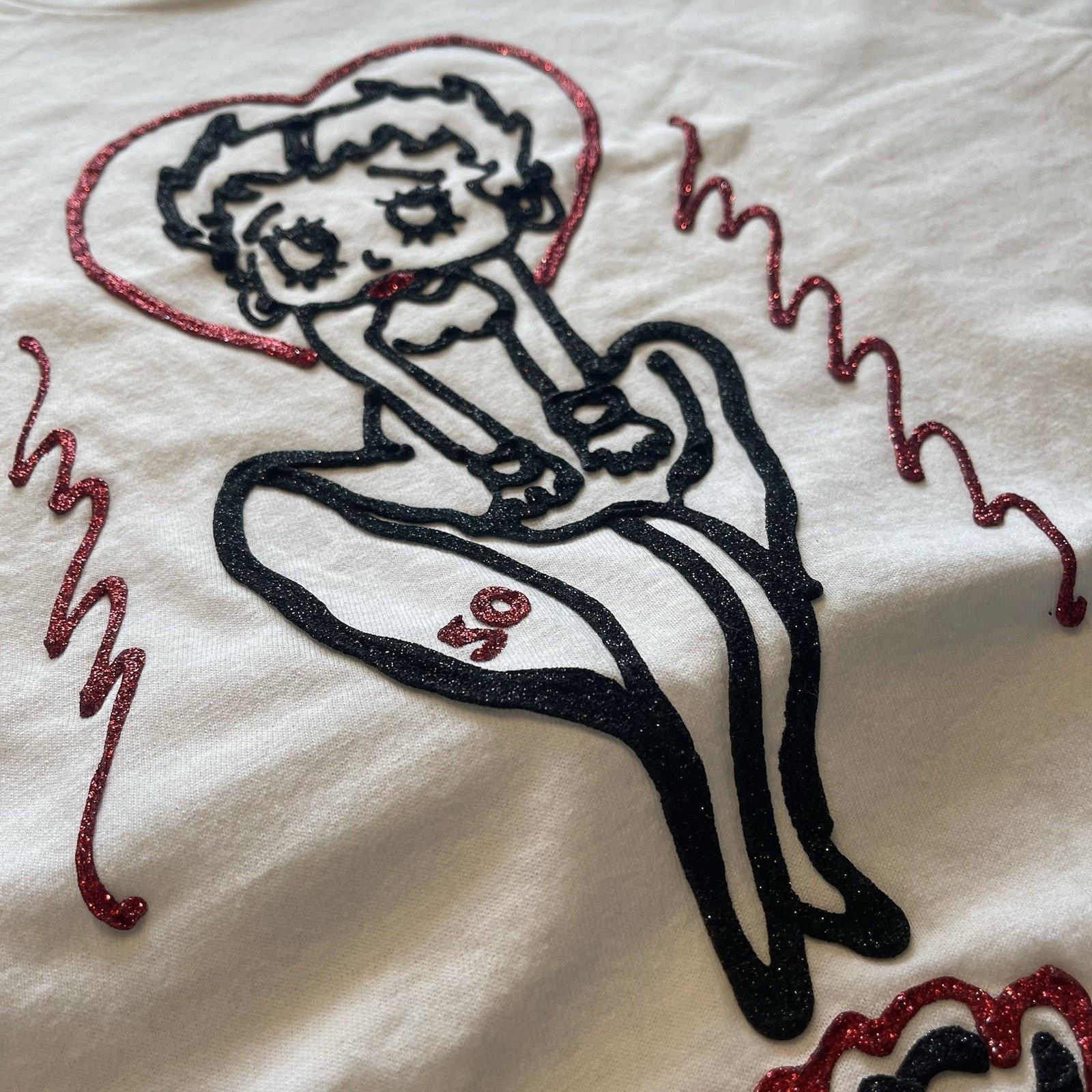 Jerzees Betty Boop Custom TShirt M Thick Glitter Paint Cute Funny Size US M / EU 48-50 / 2 - 4 Thumbnail