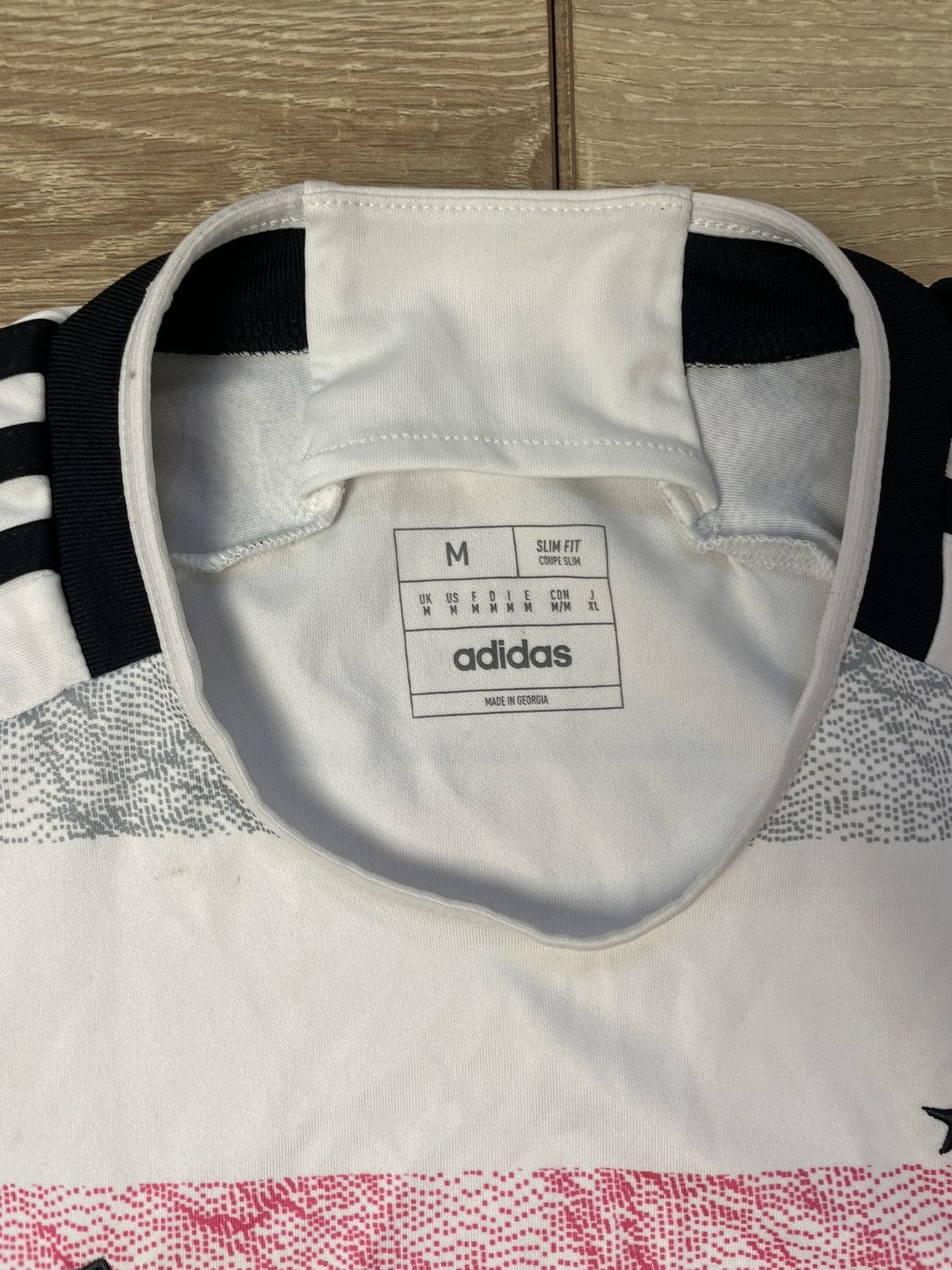 Adidas JUVENTUS 2023/2024 AWAY FOOTBALL SHIRT JERSEY ADIDAS SIZE M Size US M / EU 48-50 / 2 - 6 Thumbnail