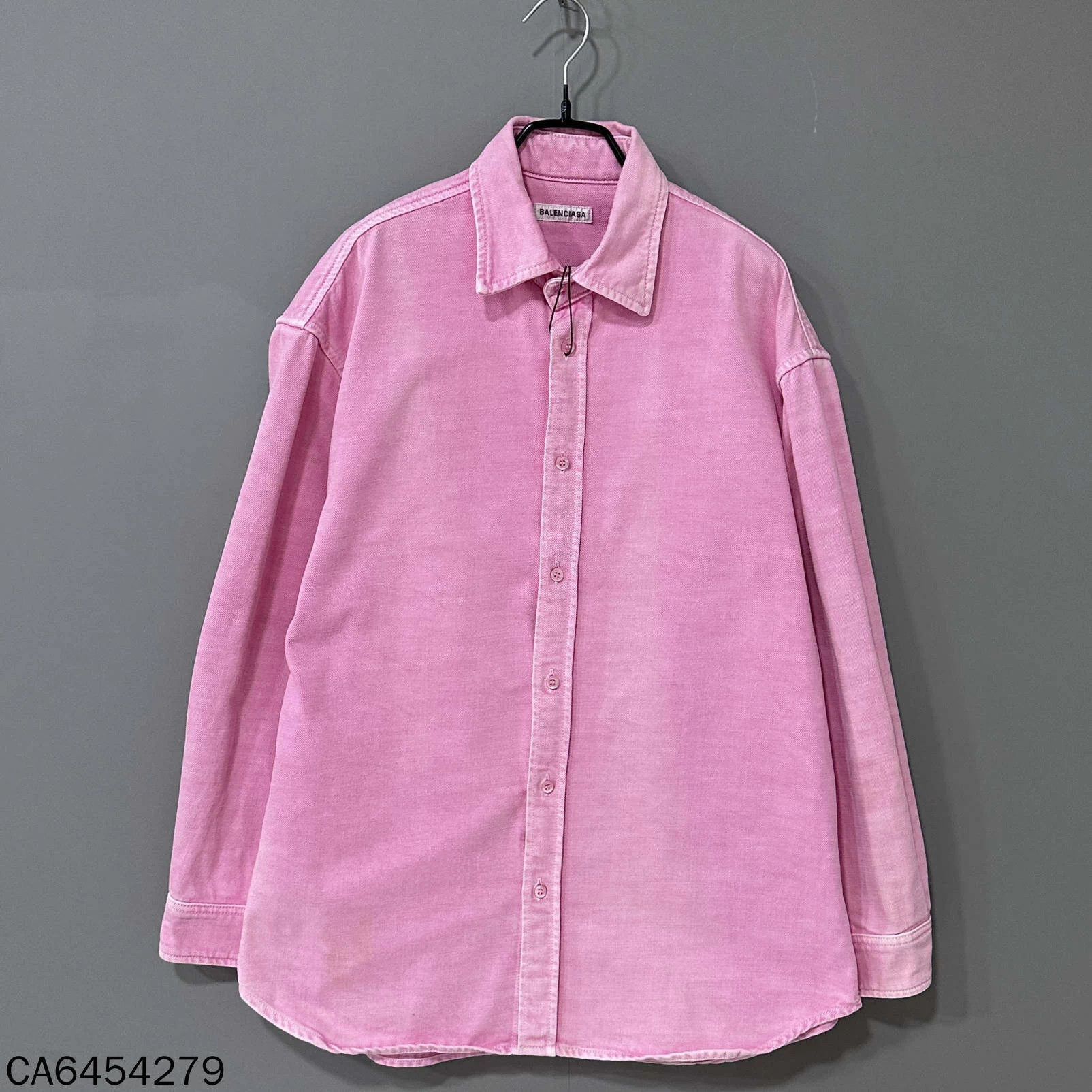 Balenciaga Balenciaga Reverse Logo Print Denim Jacket 36 Size XS / US 0-2 / IT 36-38 - 1 Thumbnail