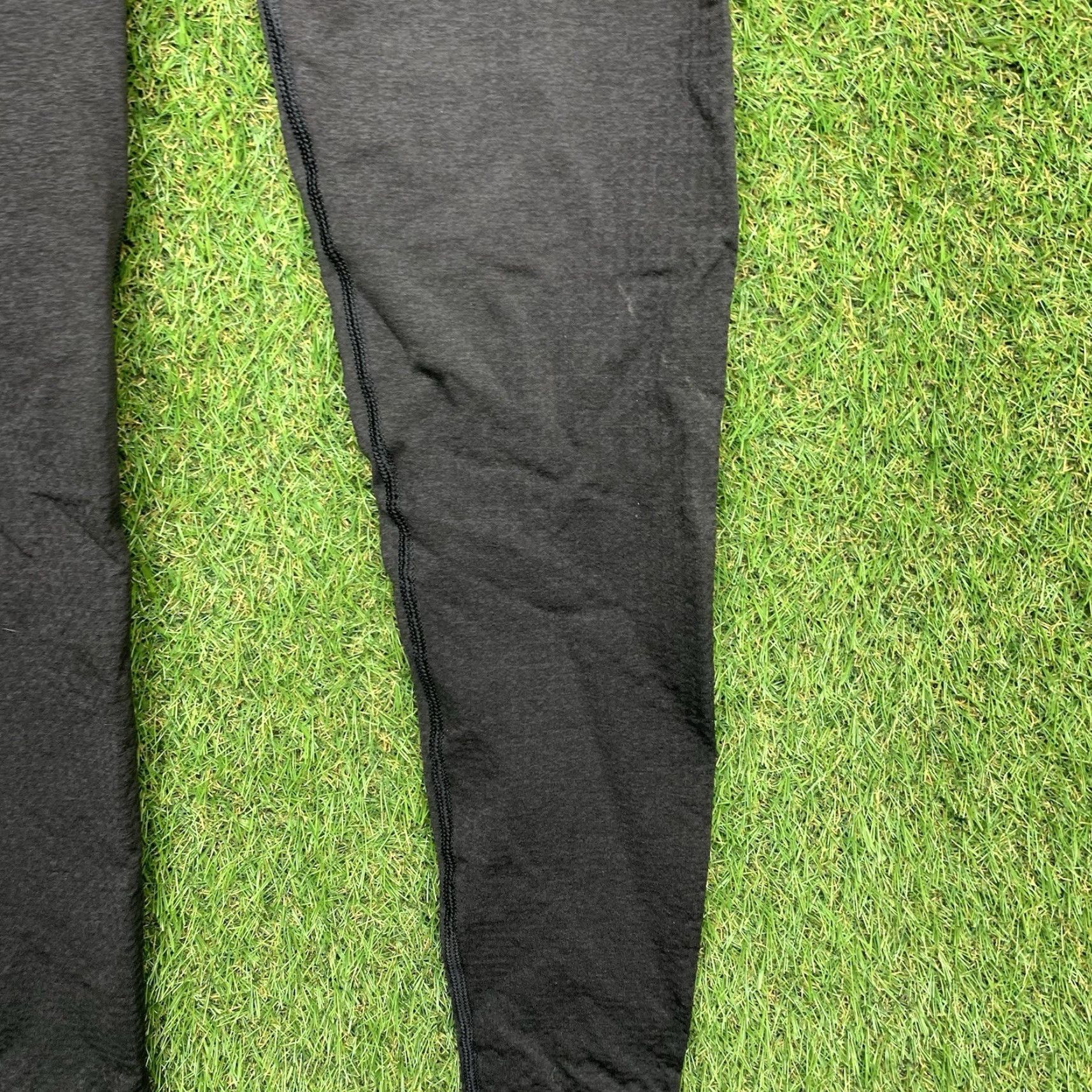 Gymshark VINTAGE Gymshark Energy Seamless Leggings Womens M Black Yoga GLLG1829 Size 32" / US 10 / IT 46 - 4 Thumbnail