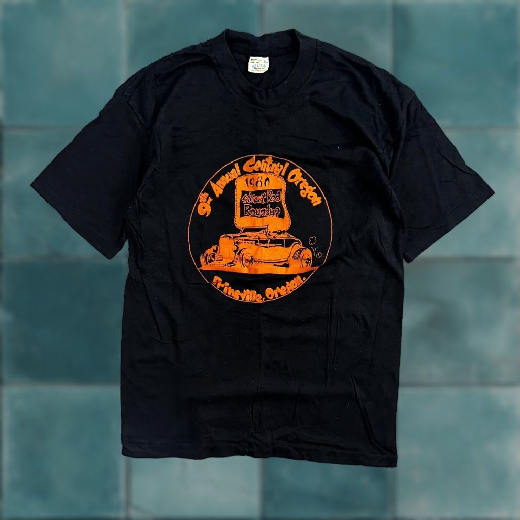 Vintage VINTAGE Belton Street Rod Central Oregon 80s VTG T Shirt Black L Short Sleeve Crew Neck Men 1980s Single Stitch Graphic Print Football? Size US L / EU 52-54 / 3 - 1 Thumbnail