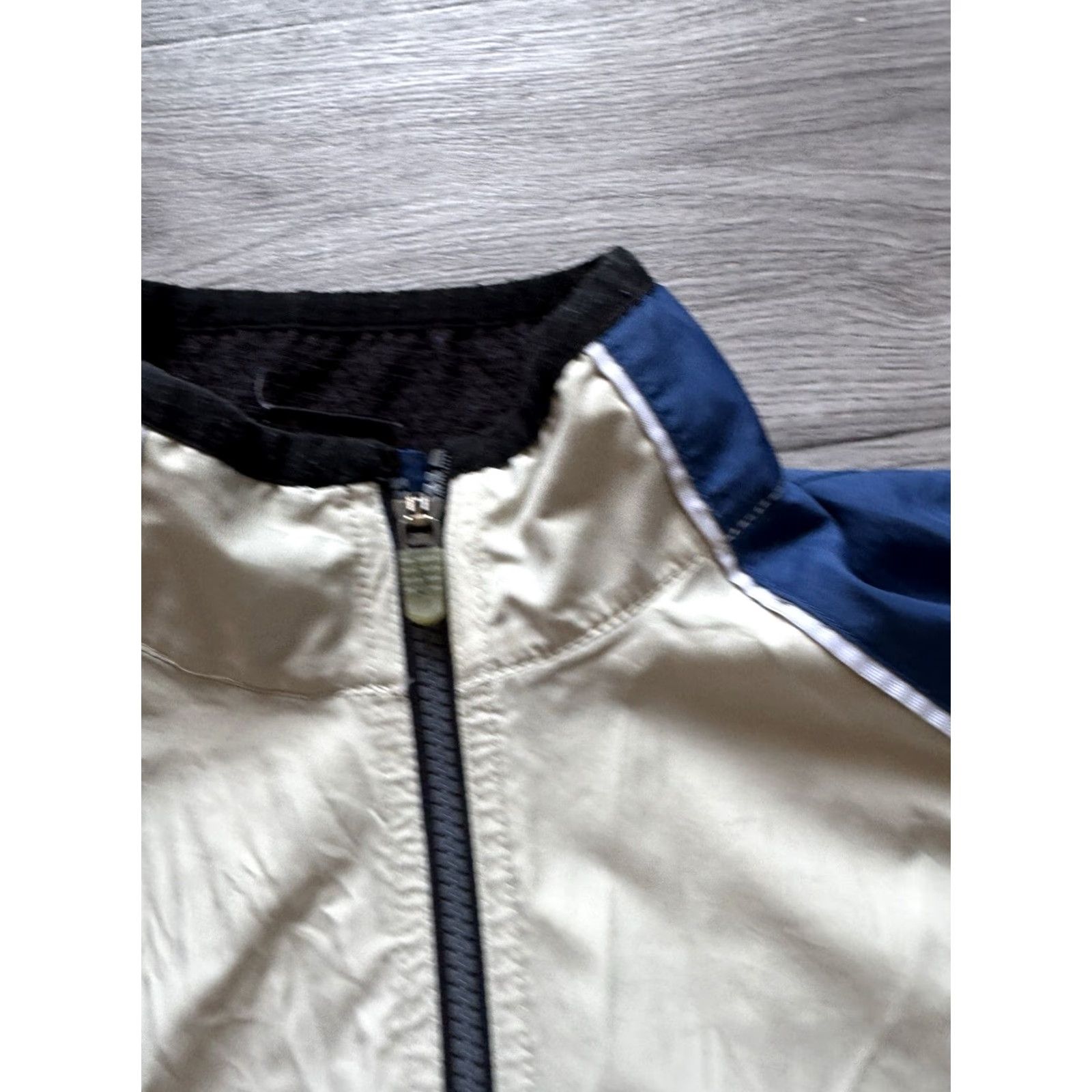 Nike VINTAGE Nike Windbreaker Jacket Beige Blue M Men’s 90s Full Zip Windbreaker 90s Mens Size US M / EU 48-50 / 2 - 6 Thumbnail