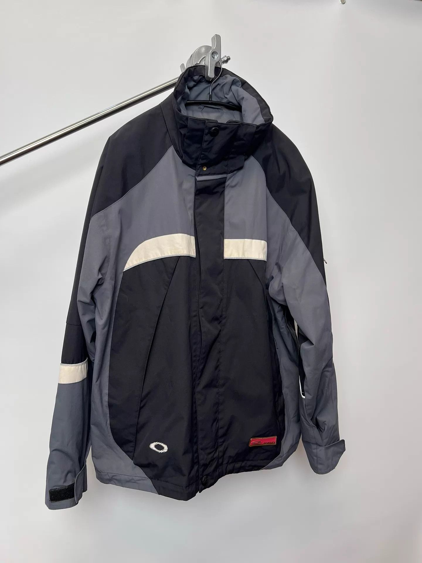 Oakley Oakley 00s Vintage Snowboard Jacket Size US L / EU 52-54 / 3 - 2 Thumbnail