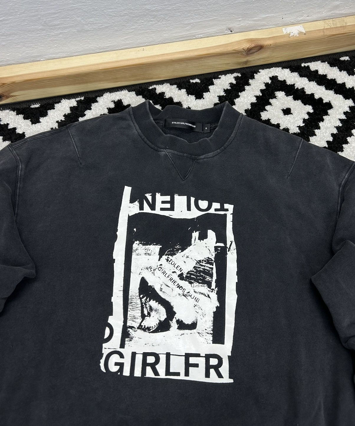 Stolen Girlfriends Club Stolen Girlfriends Club JAWS Sweatshirt Size S oversize Size US S / EU 44-46 / 1 - 4 Thumbnail