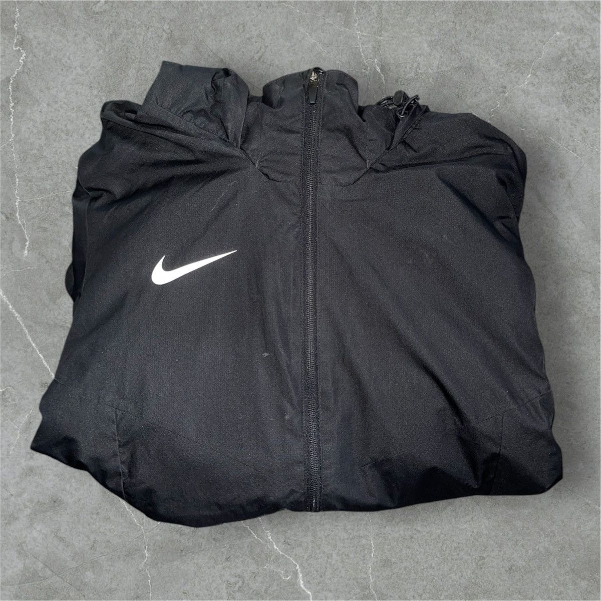 Nike × Vintage Vintage Windbreaker Nike Jacket Black L Size US L / EU 52-54 / 3 - 4 Thumbnail