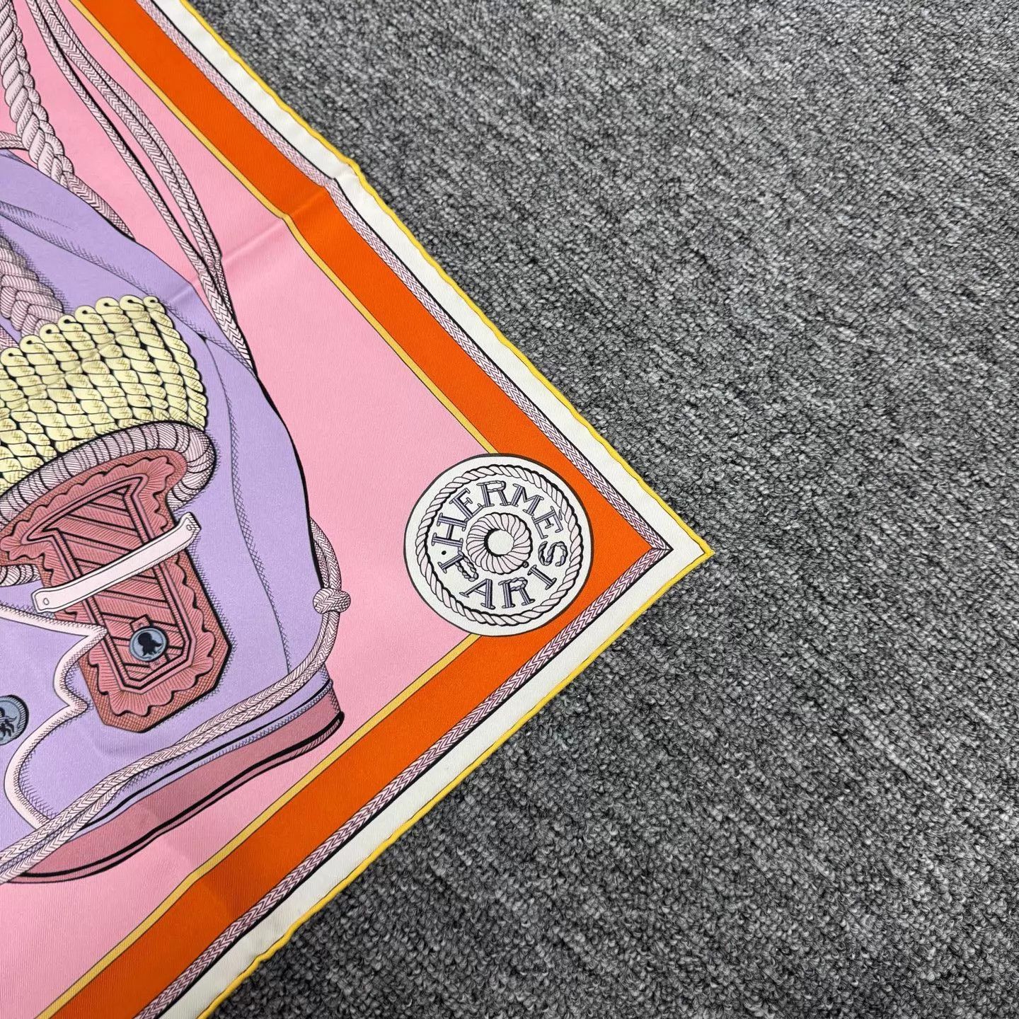 Hermes Hermes Zouave et Dragon Silk Scarf New with Tags Size ONE SIZE - 5 Thumbnail