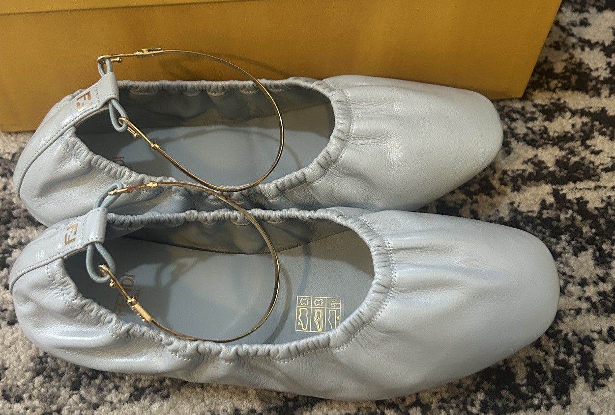 Fendi FENDI Filo Leather Ballerina Blue Flat size 37 Size US 7 / IT 37 - 6 Thumbnail