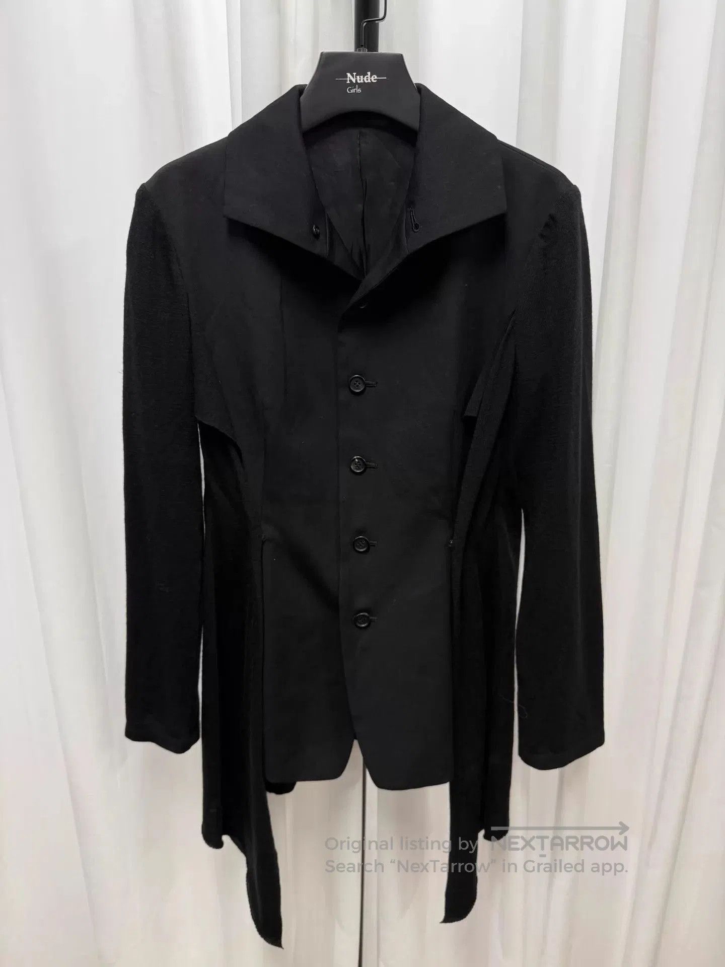Yohji Yamamoto Black Structured Button-Front Asymmetric Hem Jacket. Size US S / EU 44-46 / 1 - 1 Thumbnail