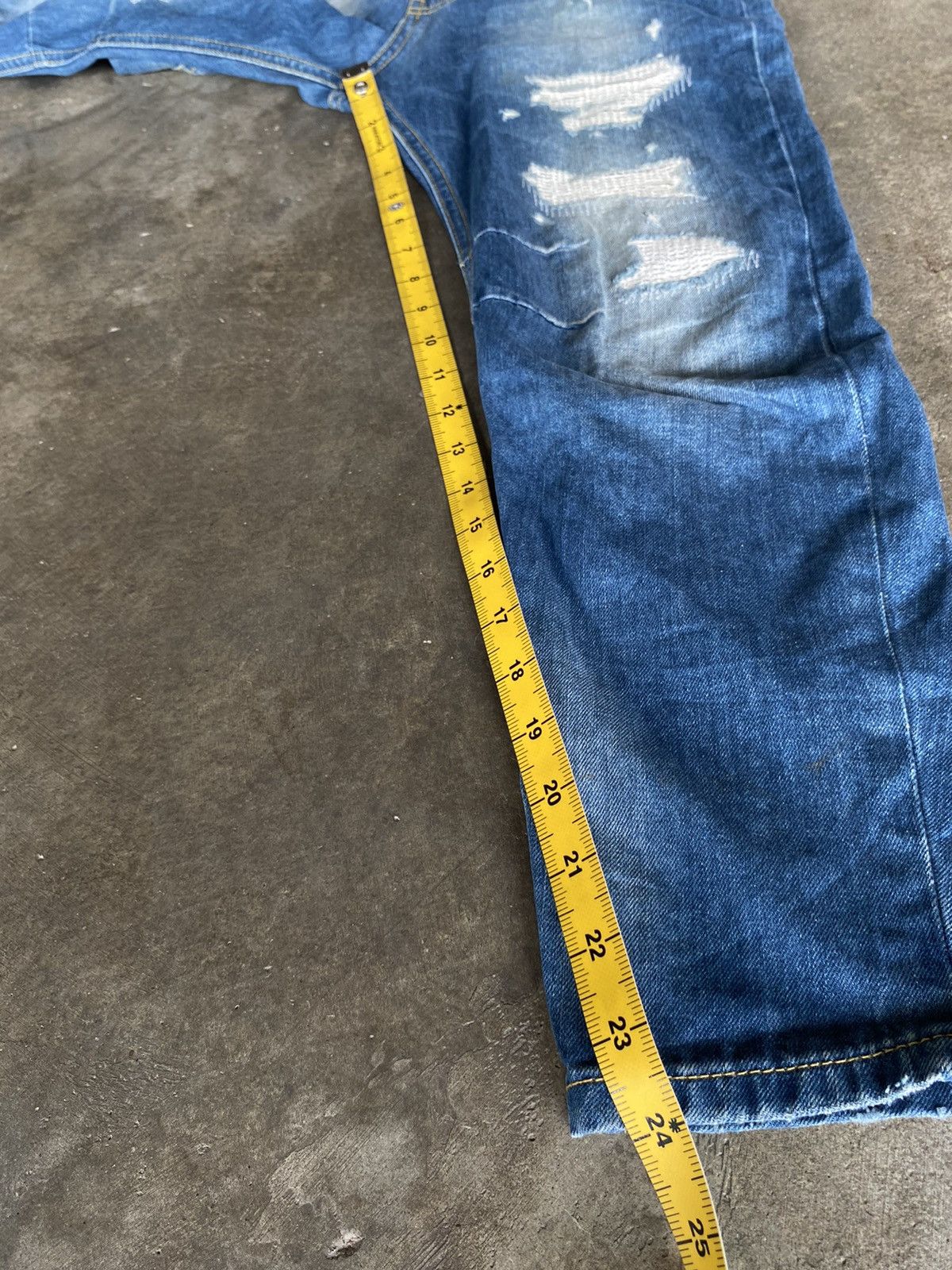 Diesel DIESEL RIPED DENIM PANTS Size 27" / US 4 / IT 40 - 23 Thumbnail