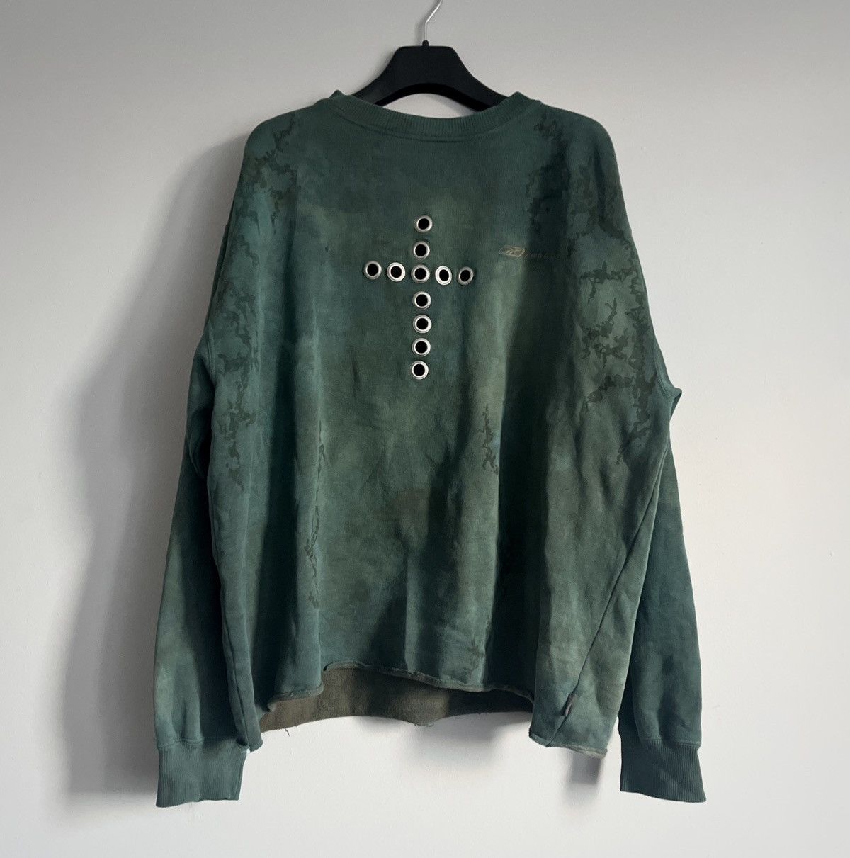 Reebok destroyed vintage cross reebok sweatshirt Size US L / EU 52-54 / 3 - 1 Thumbnail
