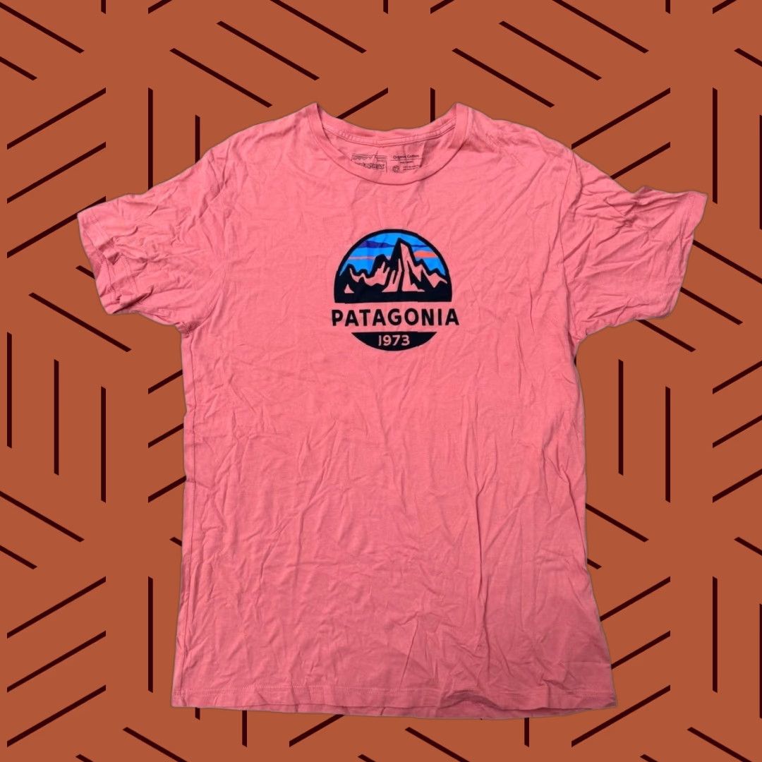 Patagonia Patagonia Men's Fitz Roy Scope Organic Cotton T-Shirt Quartz Coral Sz L Slim Fit Size US L / EU 52-54 / 3 - 1 Thumbnail