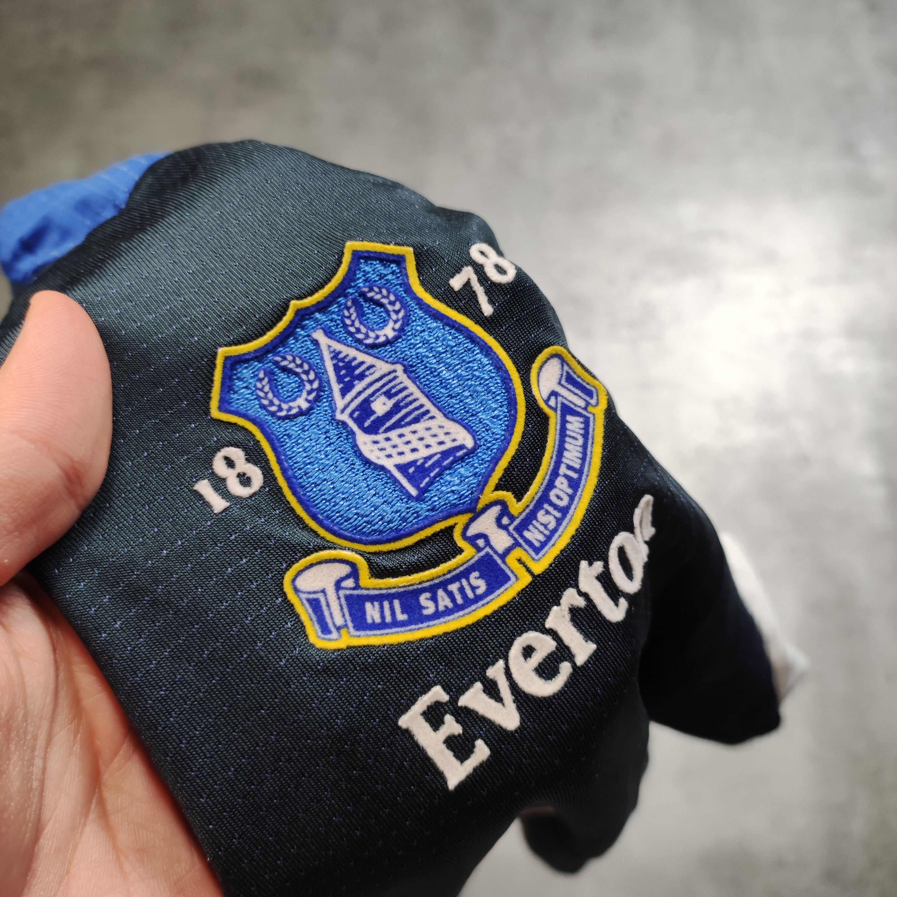 Vintage RARE Vintage Everton Umbro Changa 2000 Football Jersey Size US XXL / EU 58 / 5 - 6 Thumbnail