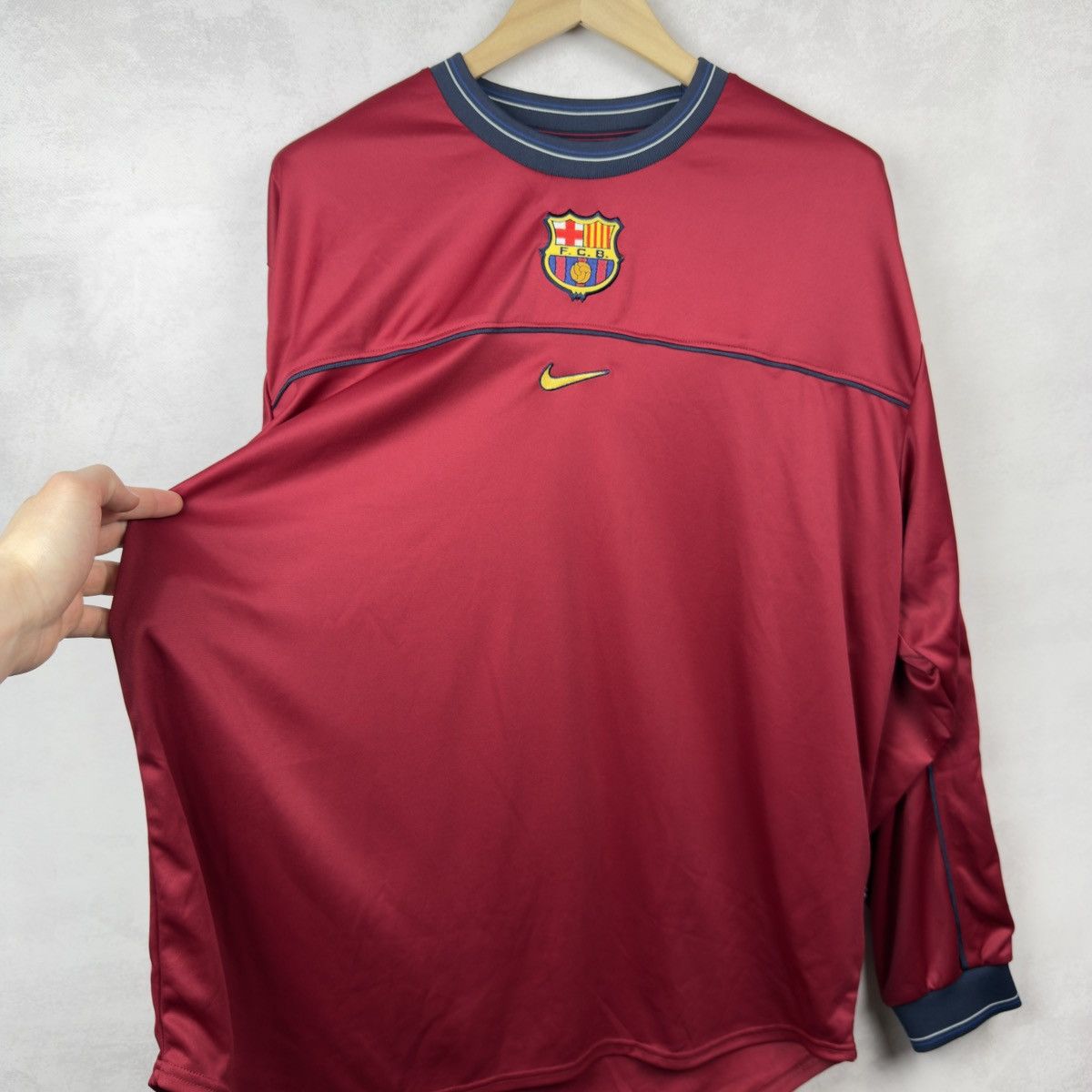Nike FC Barcelona 99/00 Nike Longsleeve Training Top Jersey Size US XL / EU 56 / 4 - 14 Thumbnail