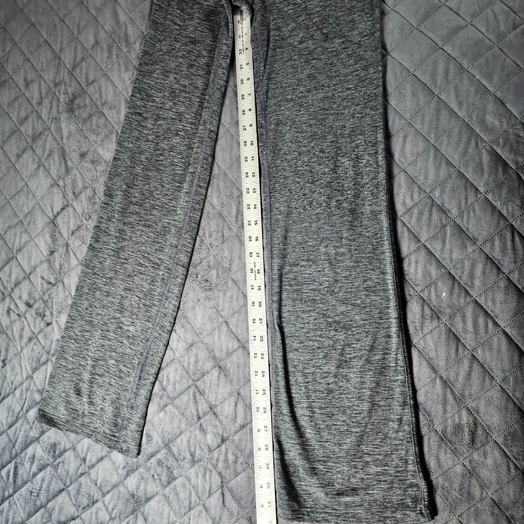 New Balance New Balance Pants Women's S Gray Straight Leg Joggers Yoga Pants Gym Activewear Side Elastic Waist 31 Inseam Size 28" / US 6 / IT 42 - 6 Thumbnail