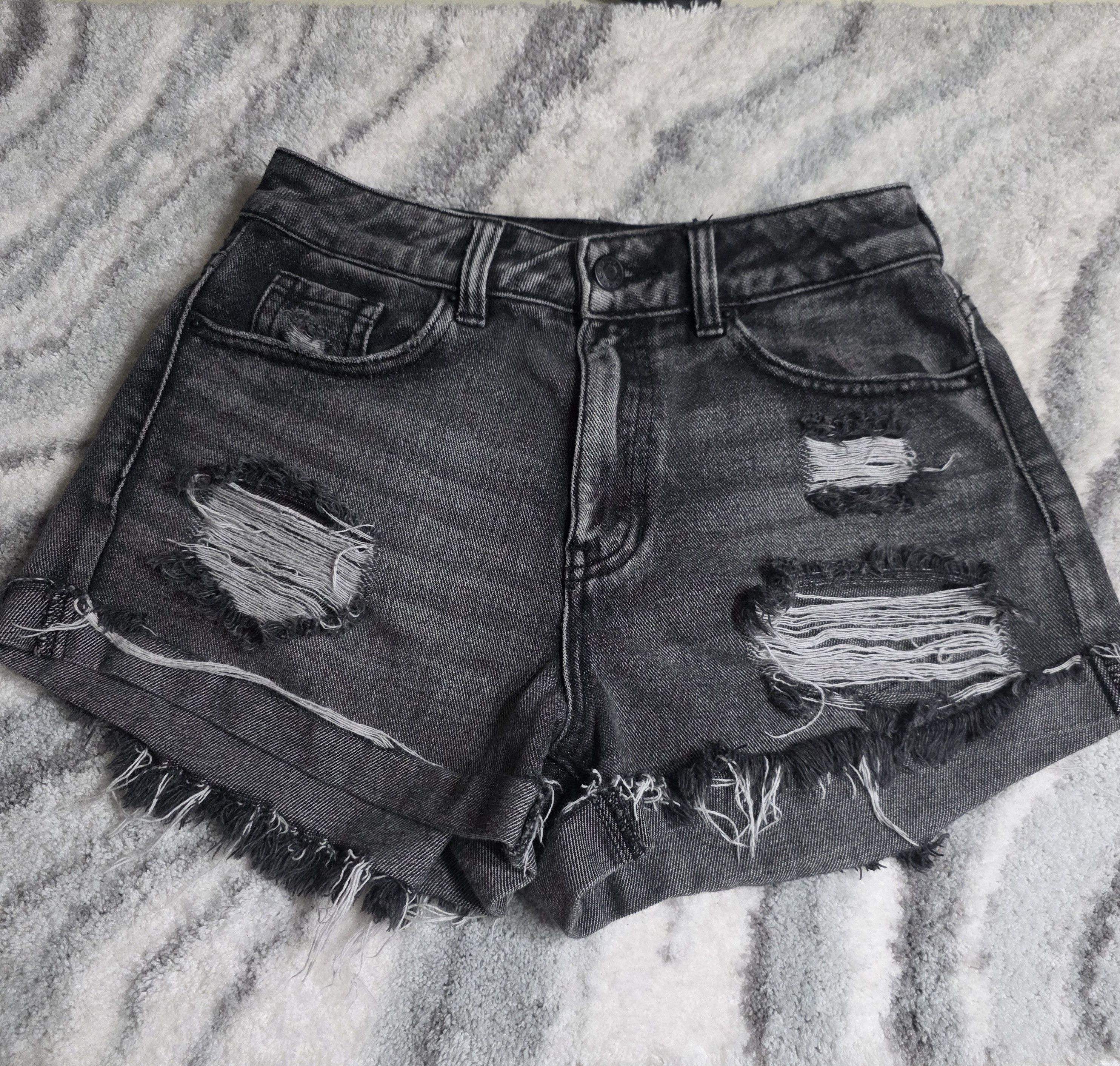 Pacsun Women's Pacsun black washed mom shorts ripped denim style Size 25" / US 0 / IT 36 - 2 Thumbnail