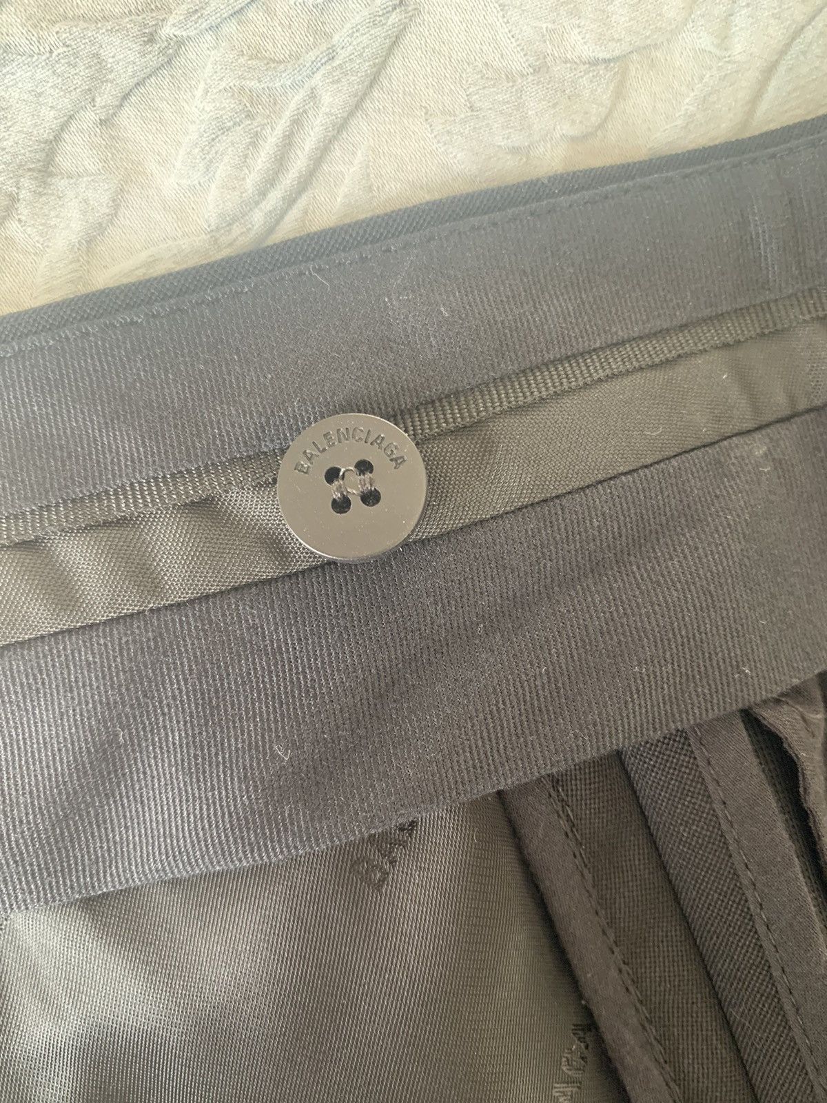 Balenciaga Balenciaga Slit Tailored Wool Midi Skirt Size 26" / US 2 / IT 38 - 19 Thumbnail