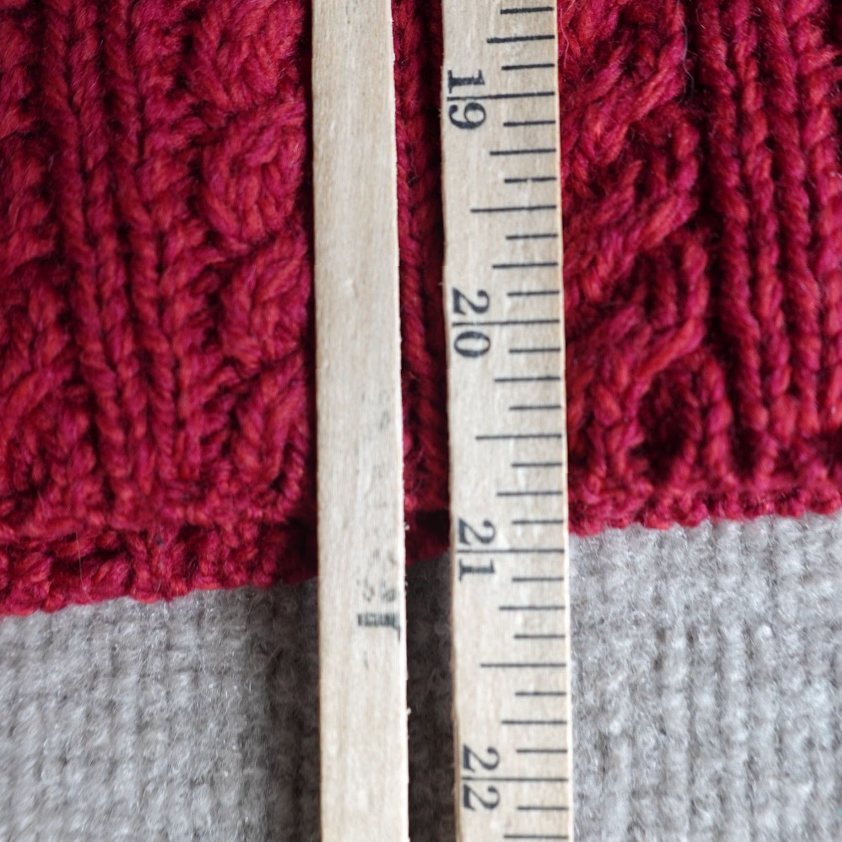 Vintage VINTAGE Carraig Donn Cardigan Sweater Womens Medium Red Wool Cable-Knit Fisherman Size M / US 6-8 / IT 42-44 - 7 Thumbnail