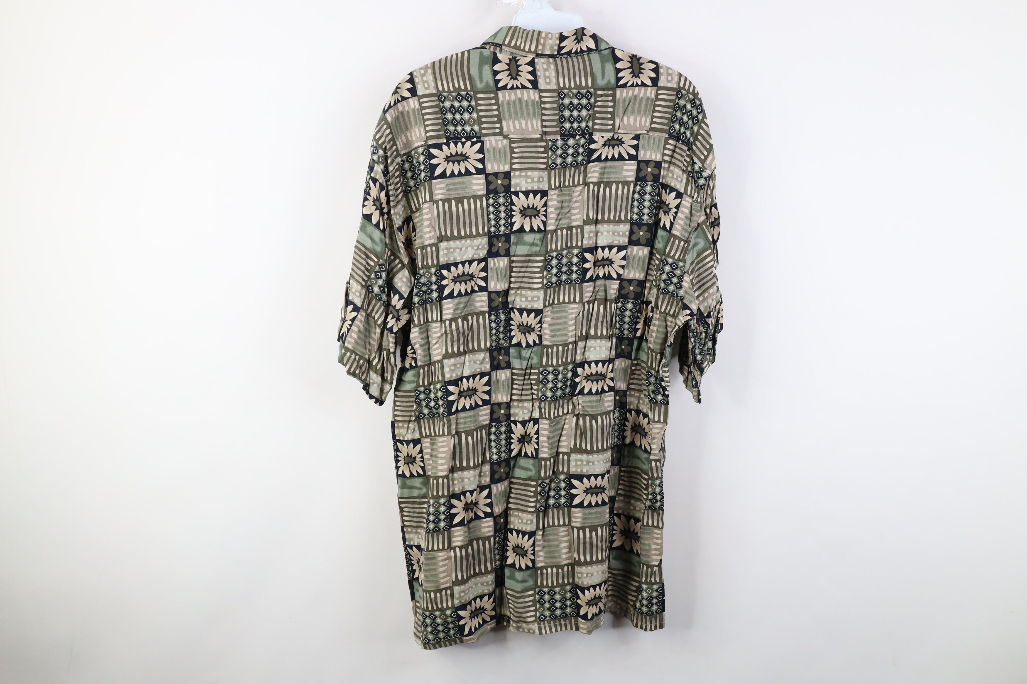 Vintage Vintage 90s Streetwear Gabardine Hawaiian Button Shirt Size US M / EU 48-50 / 2 - 8 Thumbnail