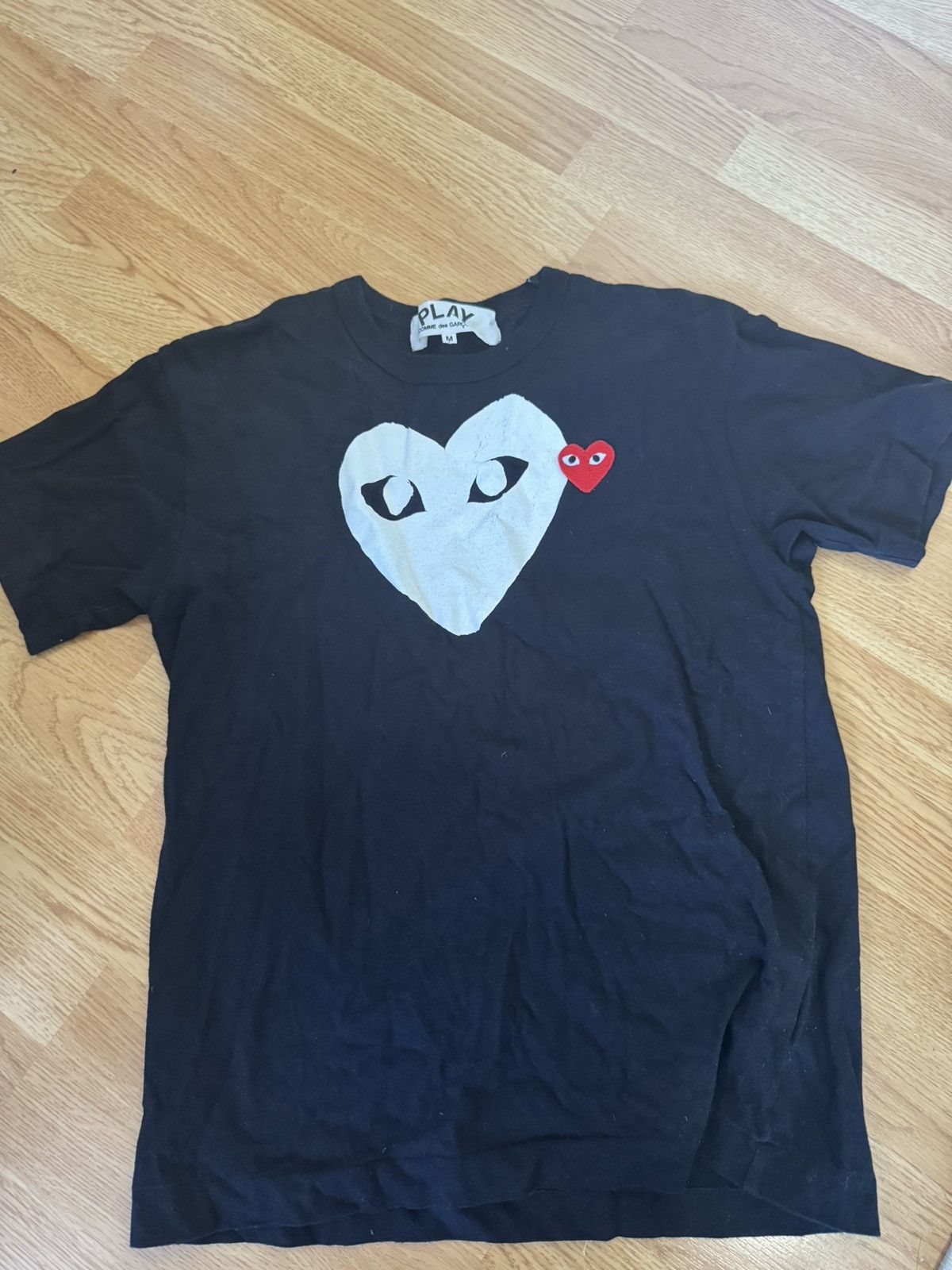 Comme des Garcons PLAY Comme Des Garcons Two Heart tee M Size US M / EU 48-50 / 2 - 1 Thumbnail