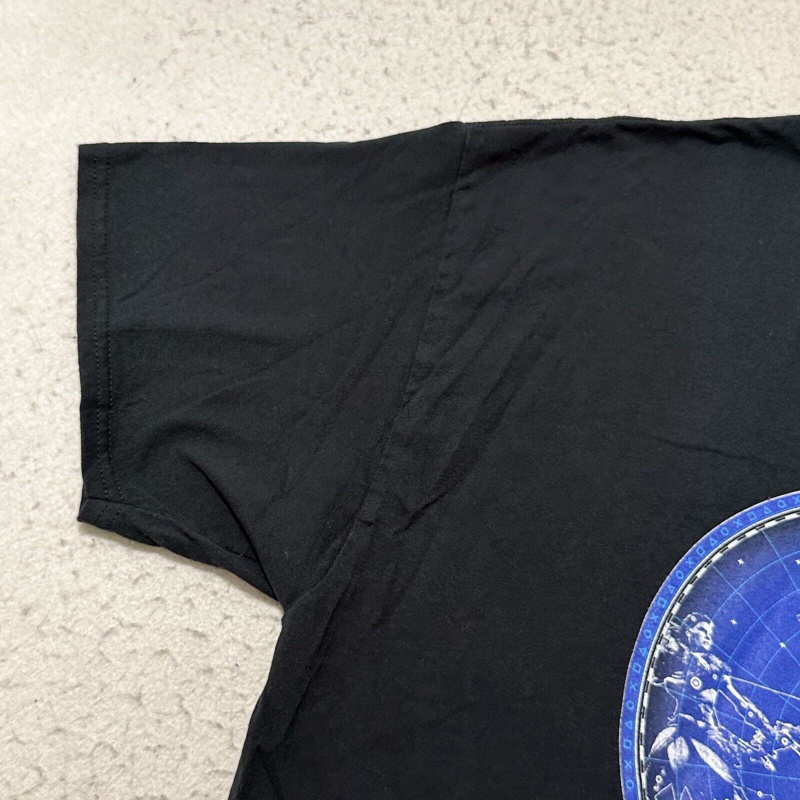 Gildan SONY Playstation Experience '17 XL Convention Graphic TShirt Size US XL / EU 56 / 4 - 7 Thumbnail