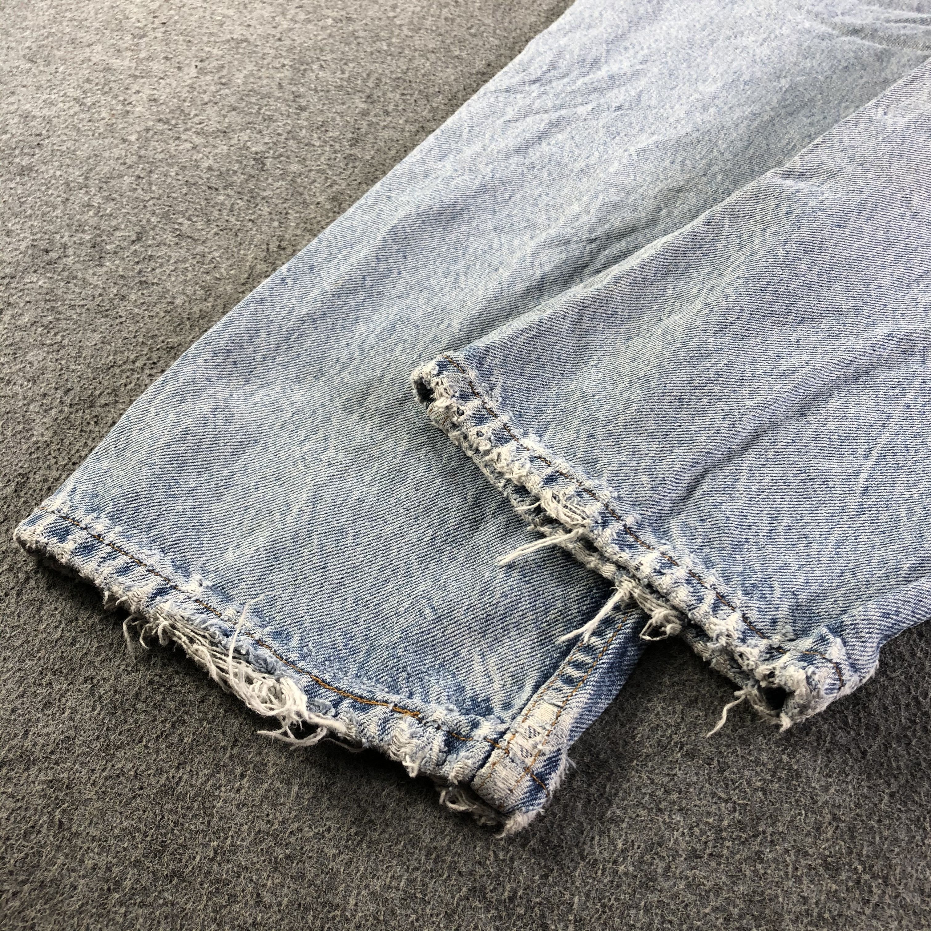 Levi's Vintage Light Wash Levis 505 Jeans-J3698 Size US 33 - 6 Thumbnail