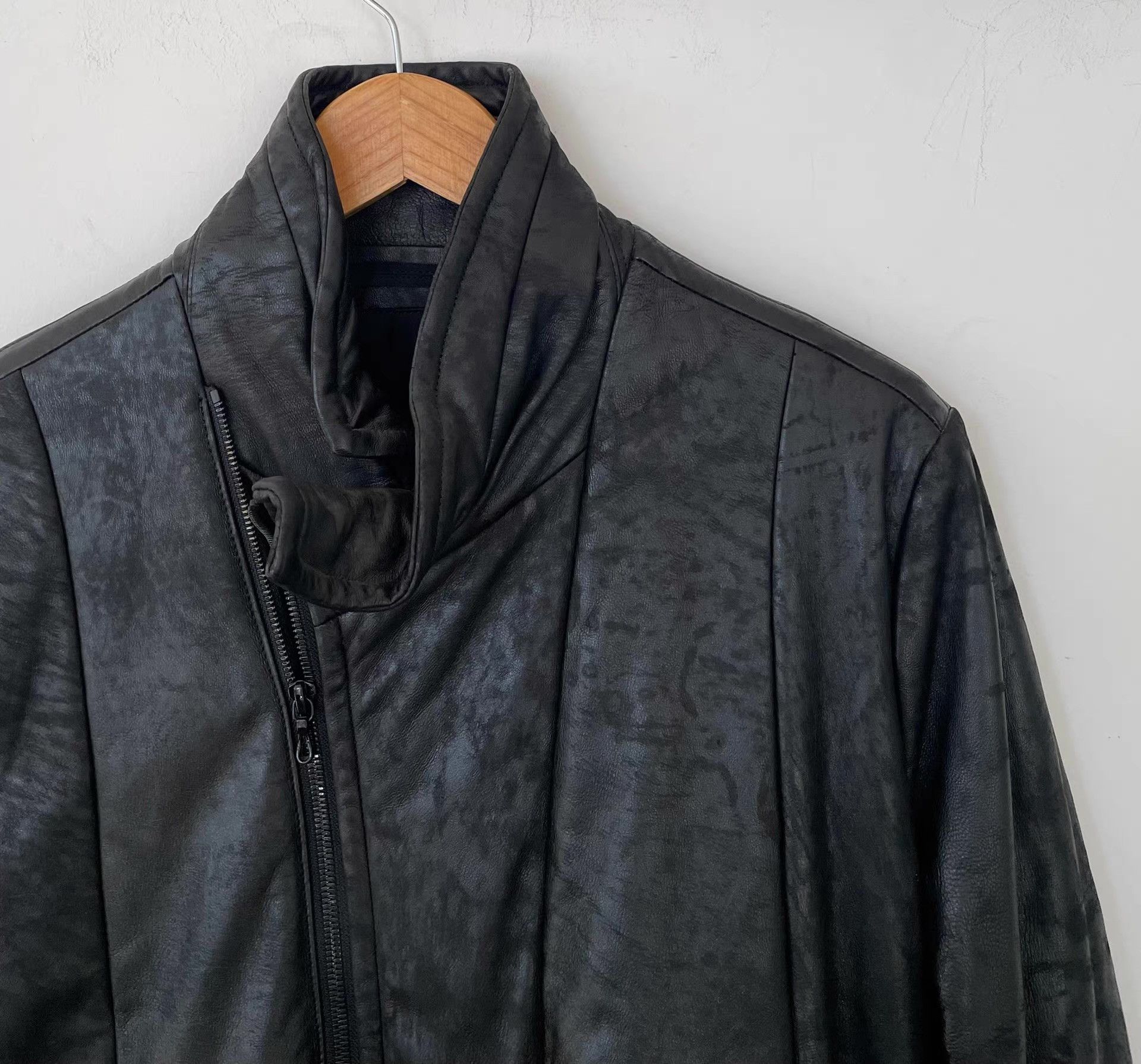 Julius Julius 16AW Padded Vintage Washed Leather Jacket Ｑ21 Size US M / EU 48-50 / 2 - 6 Thumbnail