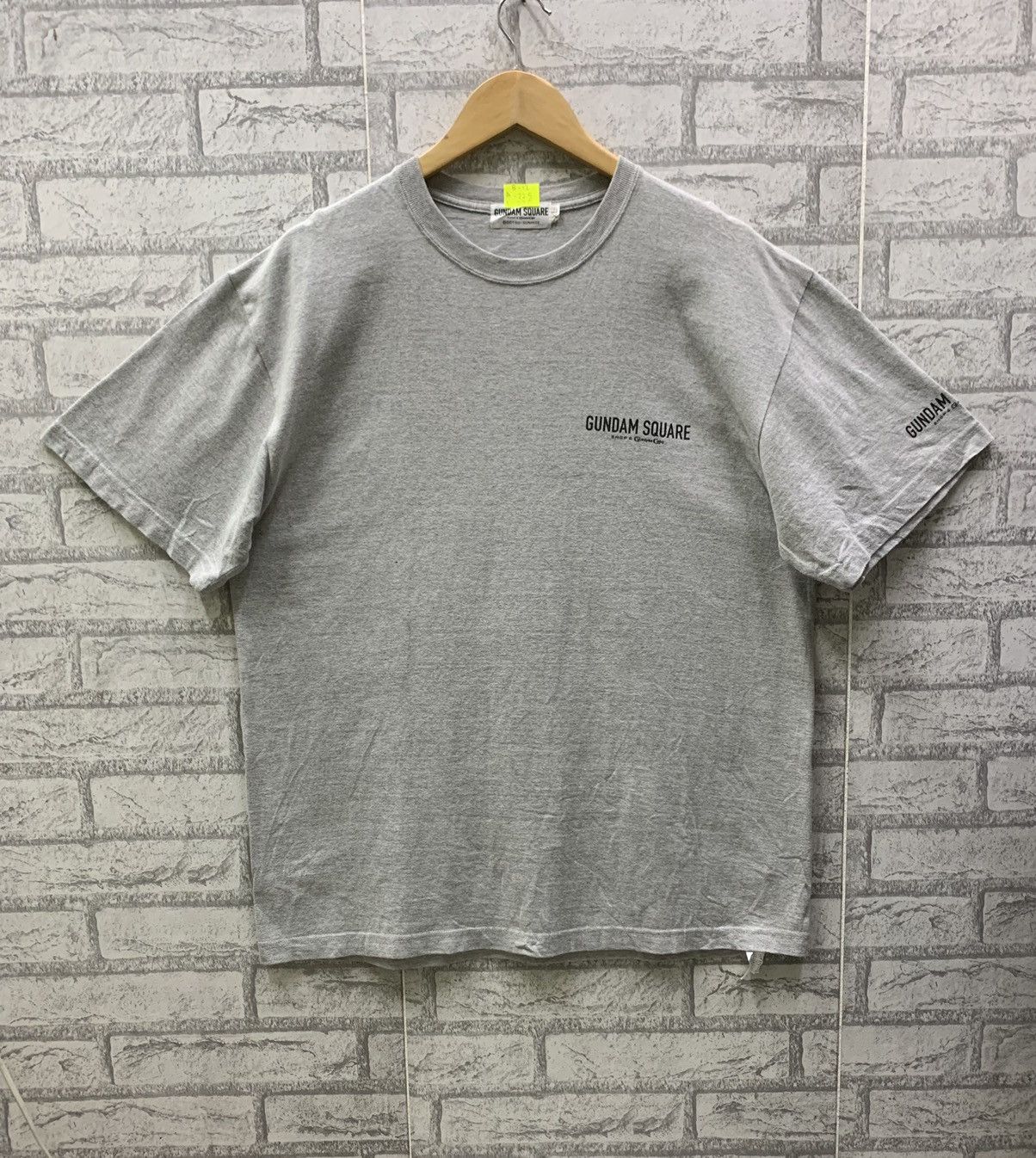 Anime Vintage Gundam Square Shop & Gundam Cafe T-shirts Size US L / EU 52-54 / 3 - 1 Thumbnail